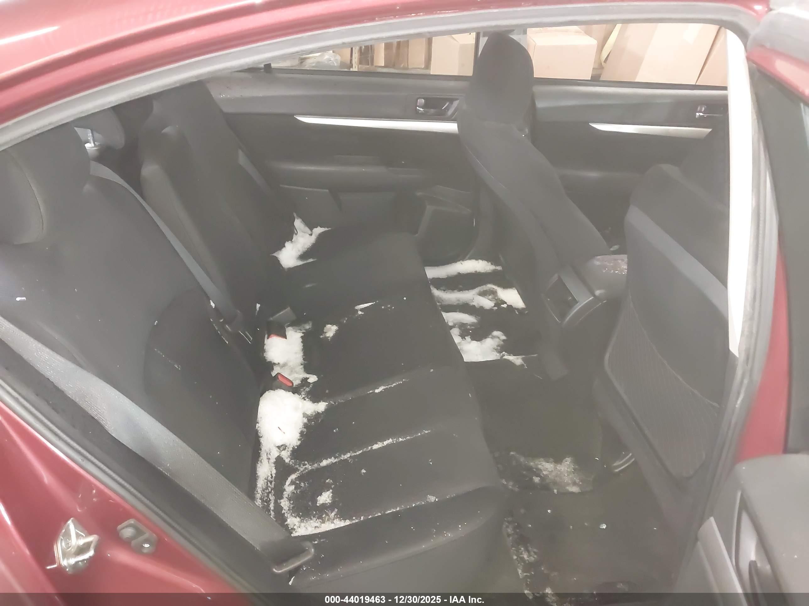 SUBARU LEGACY image 8