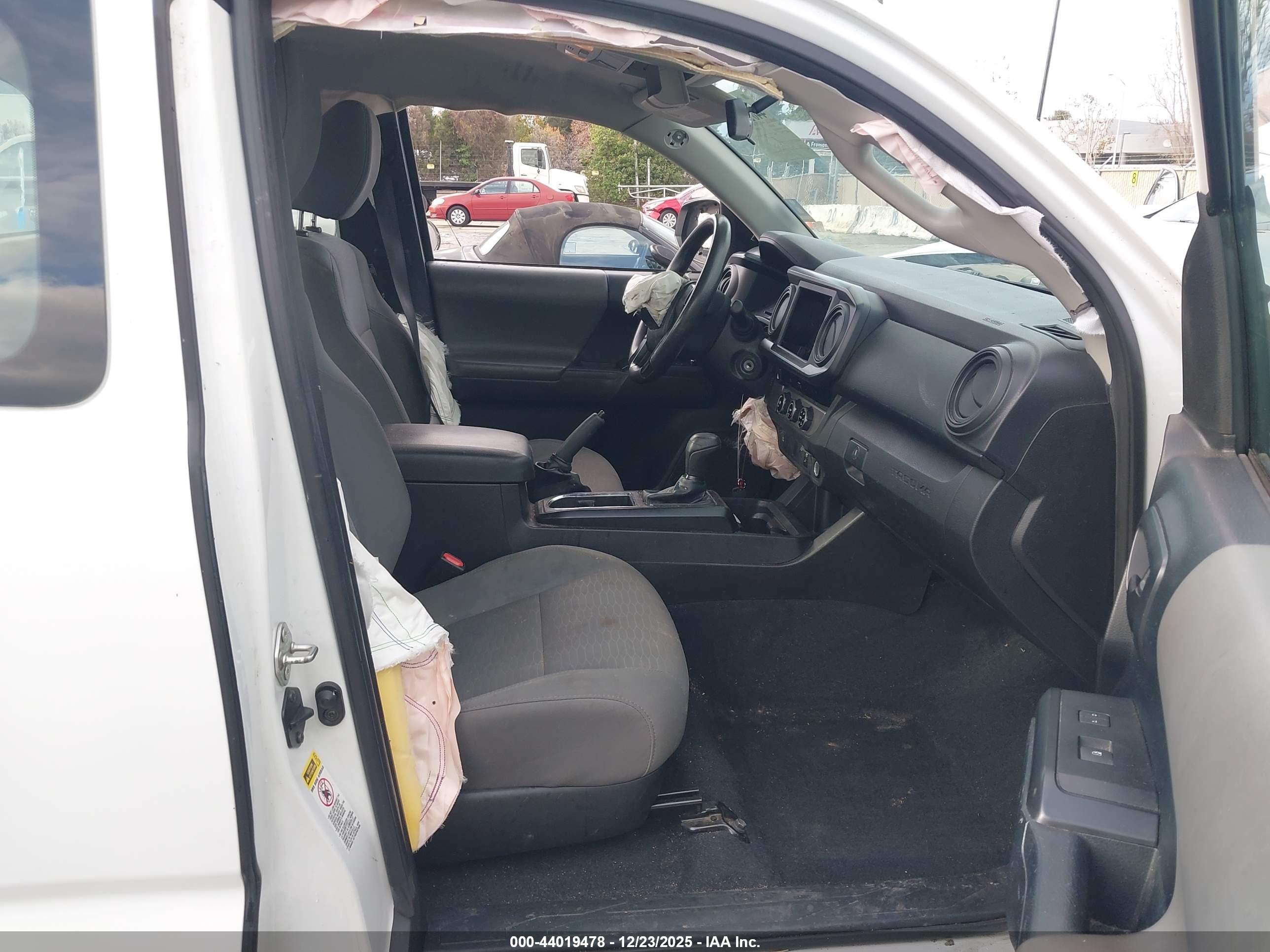 TOYOTA TACOMA image 5