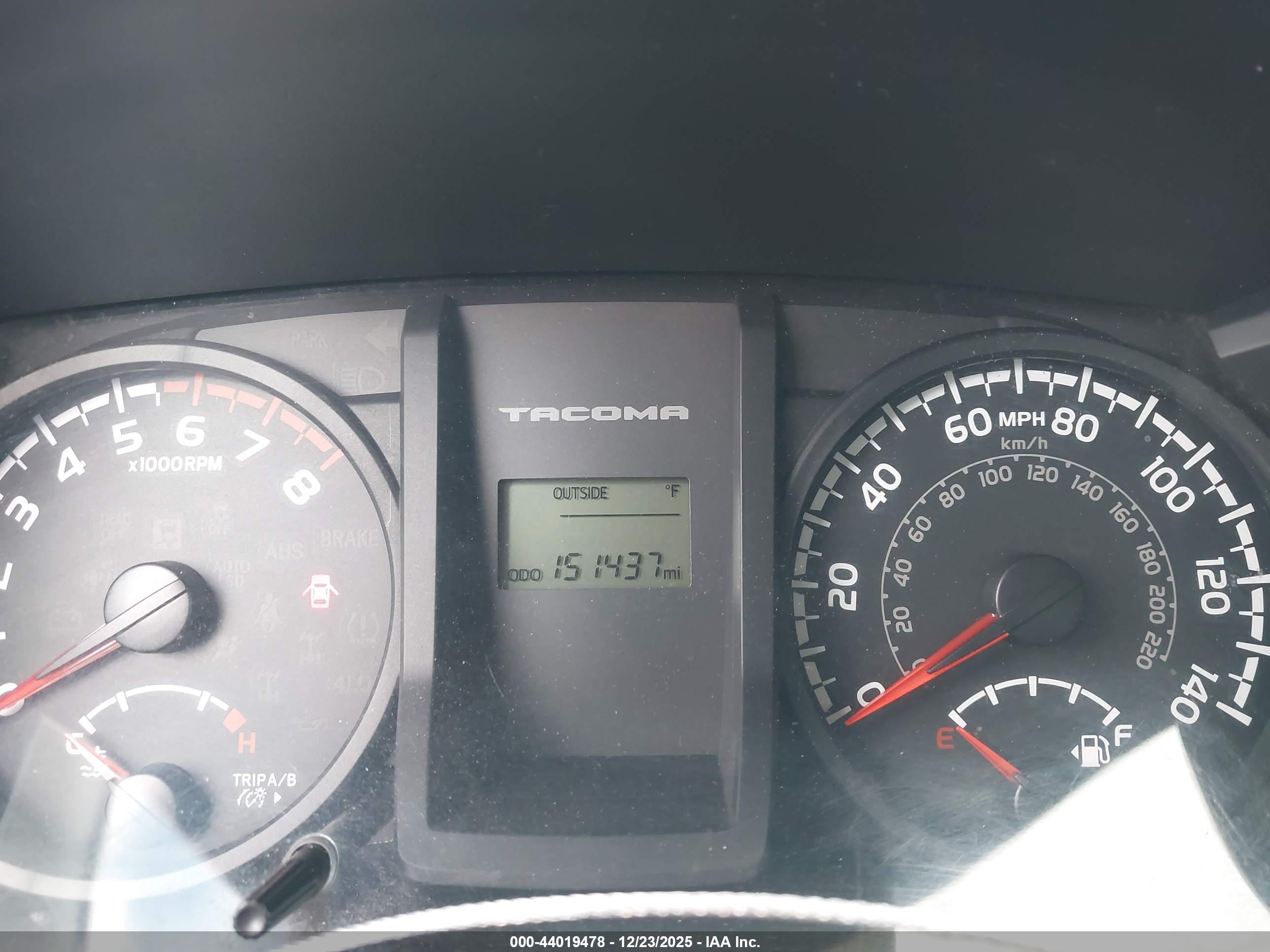 TOYOTA TACOMA image 7