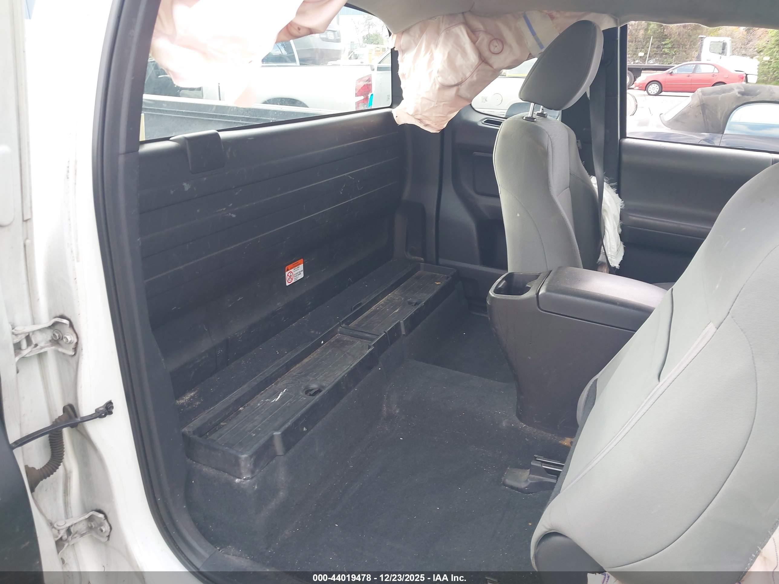 TOYOTA TACOMA image 8