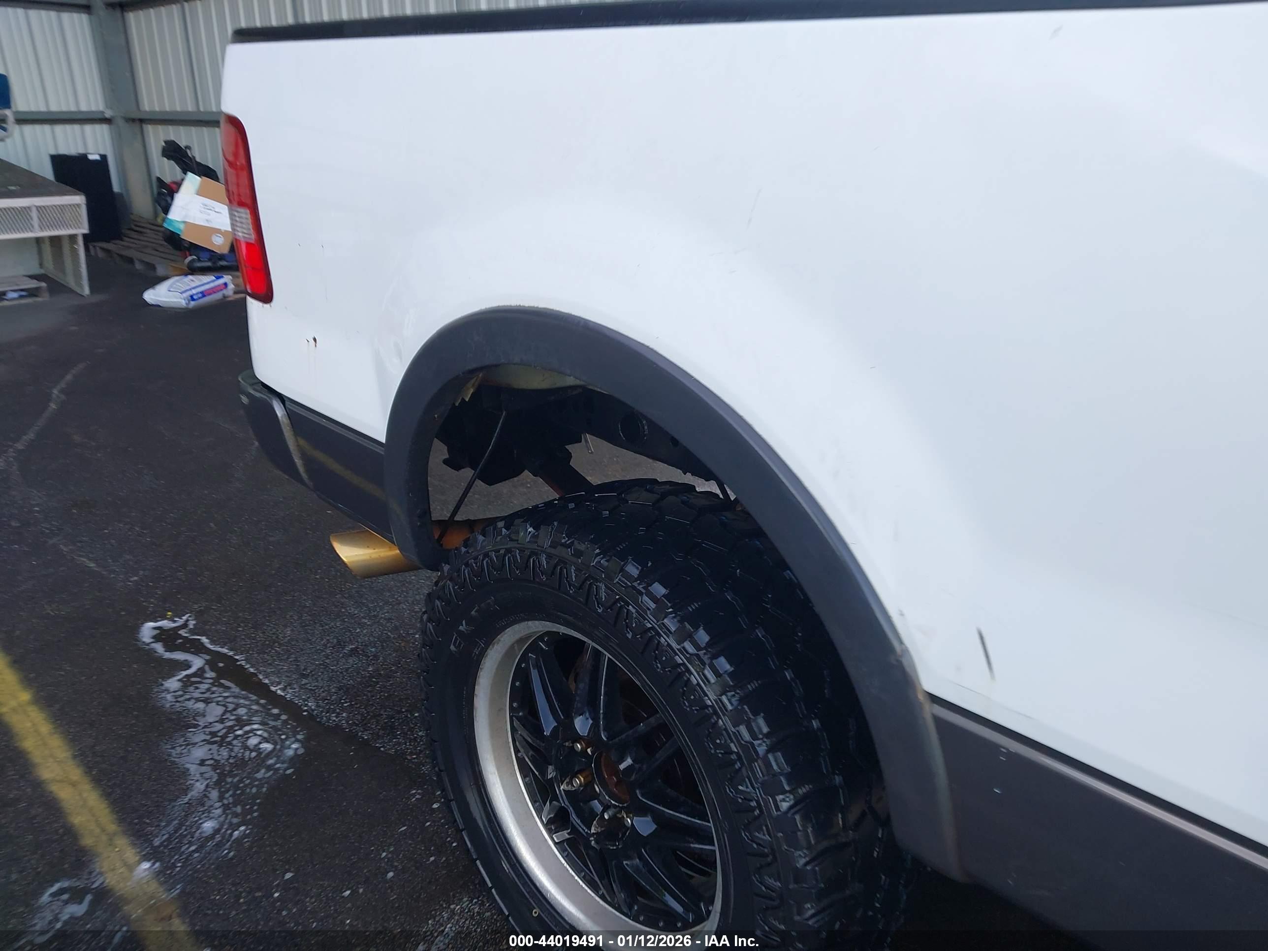 FORD F-150 image 6
