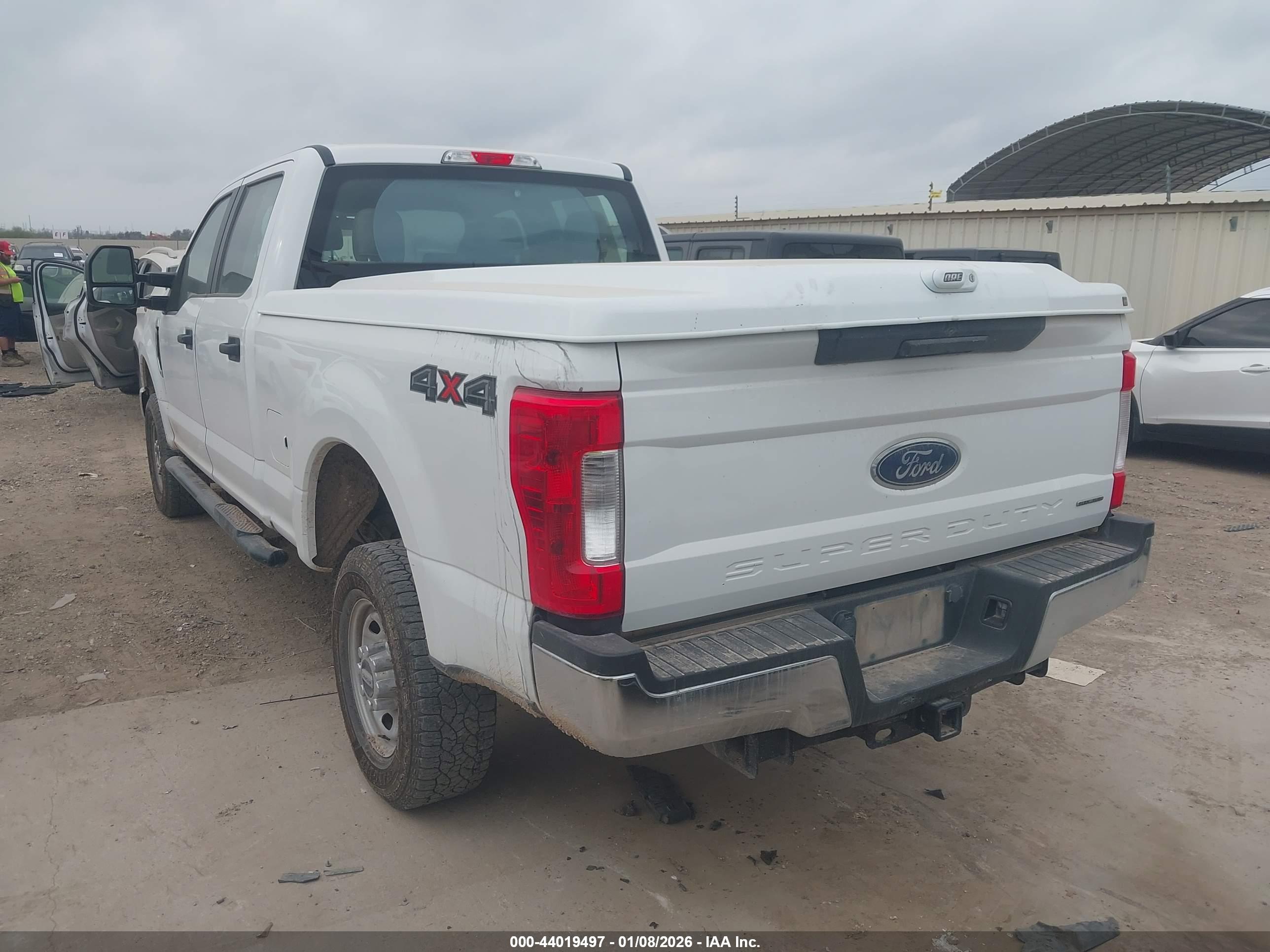 FORD F-250 image 3