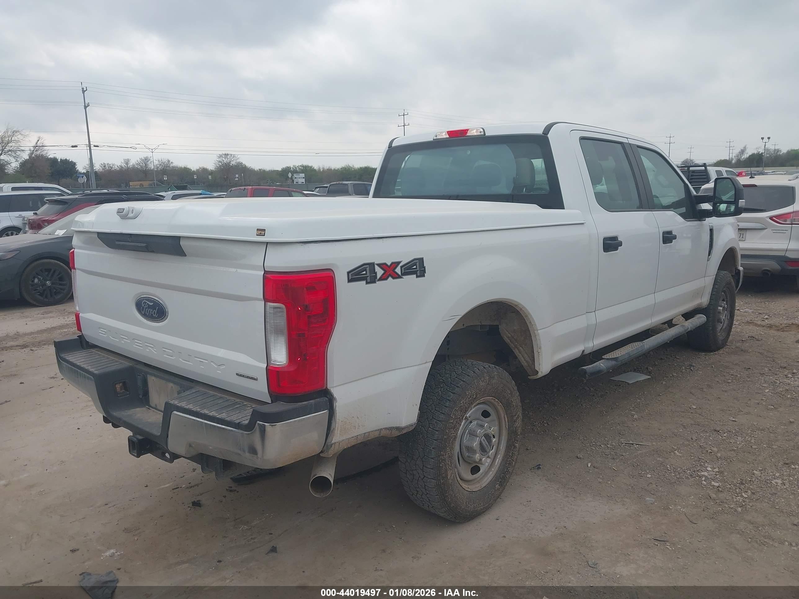 FORD F-250 image 4