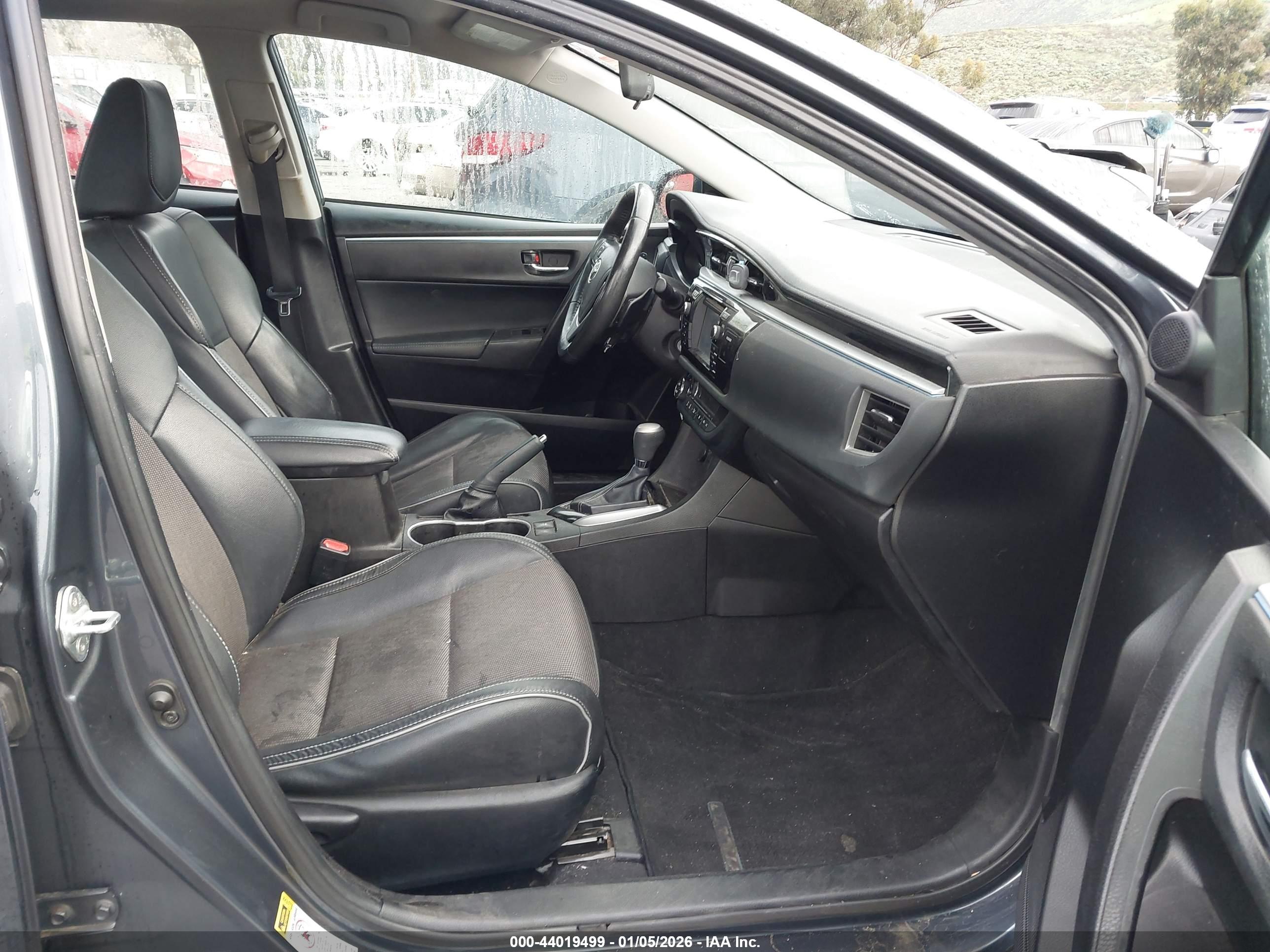 TOYOTA COROLLA image 5
