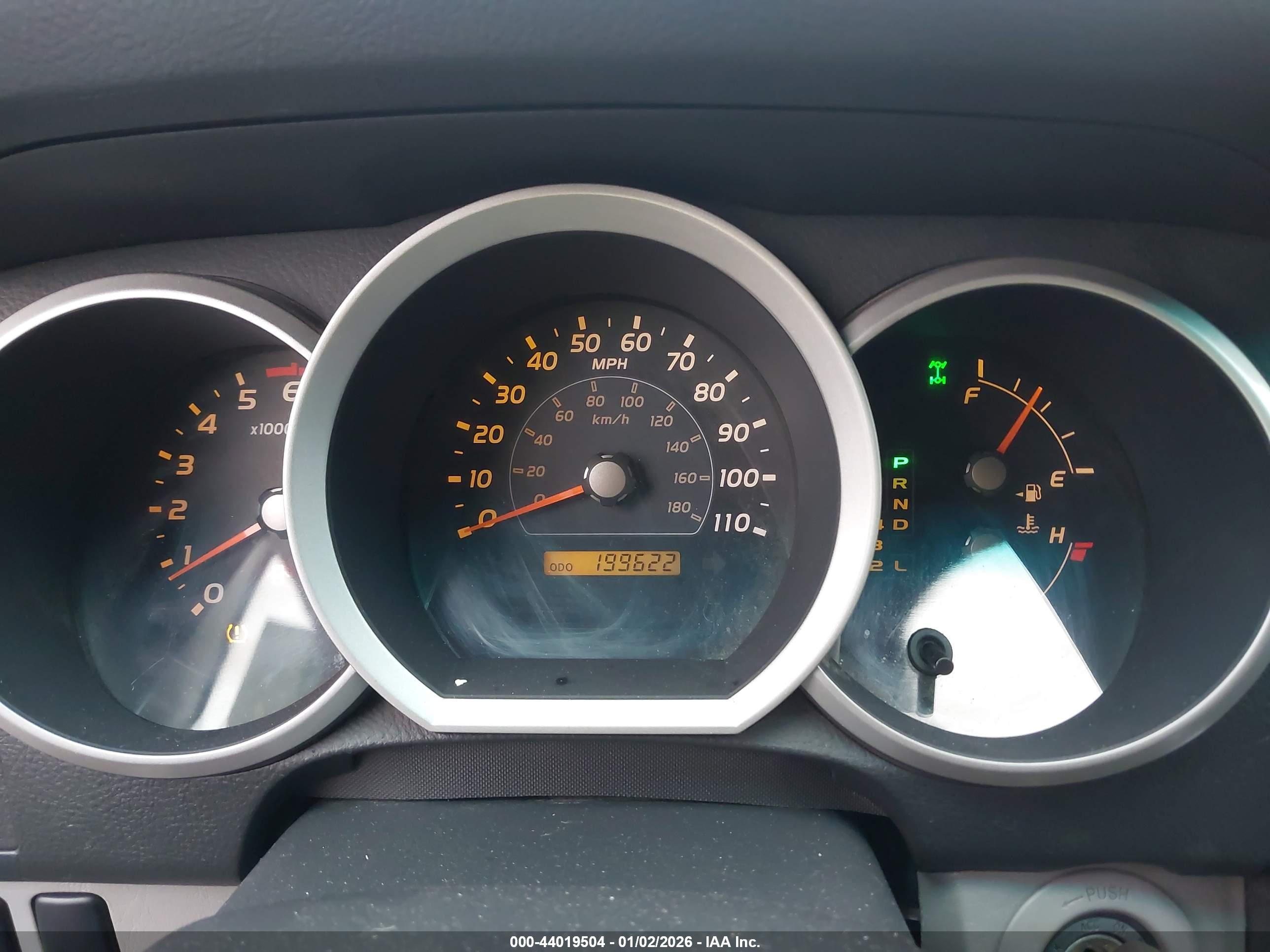 TOYOTA 4RUNNER image 7
