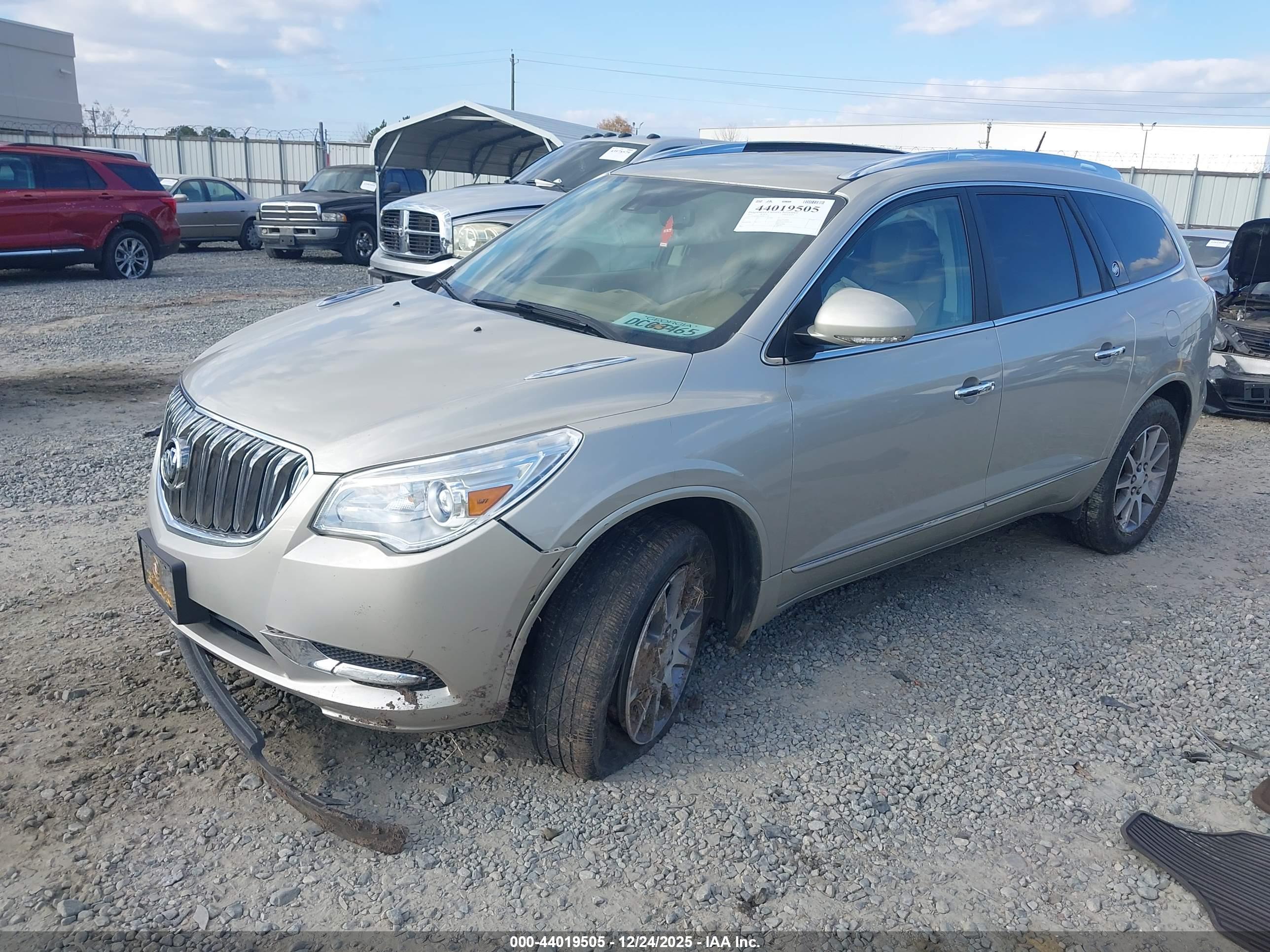 BUICK ENCLAVE image 2