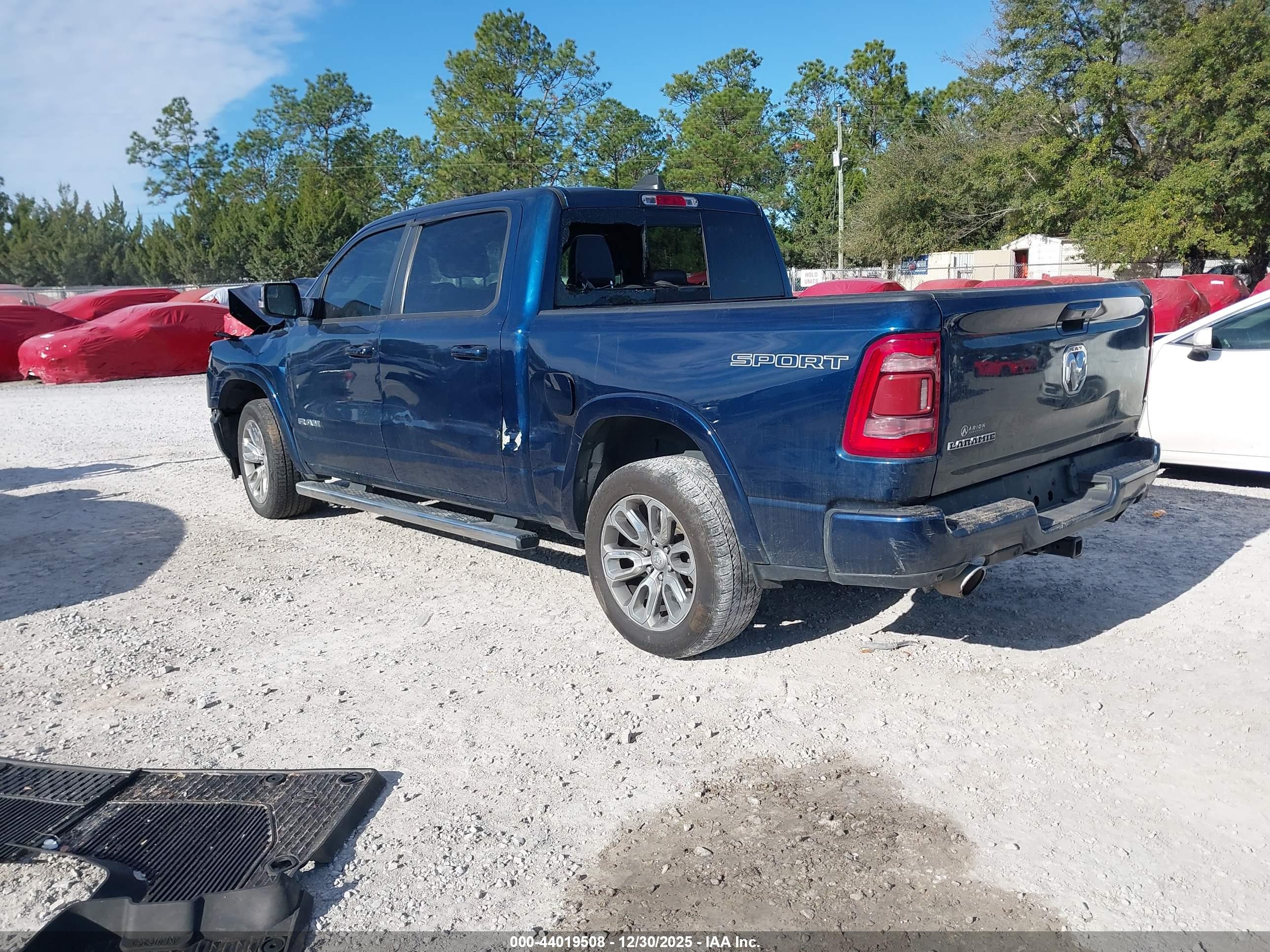 RAM 1500 image 3
