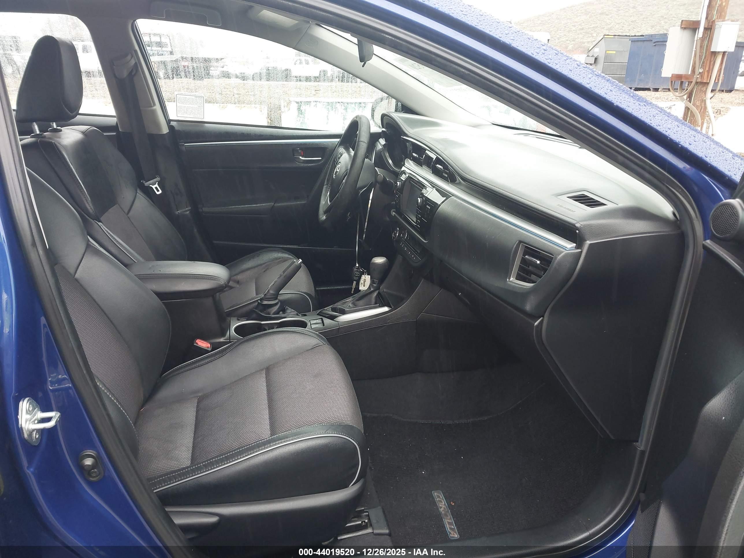 TOYOTA COROLLA image 5