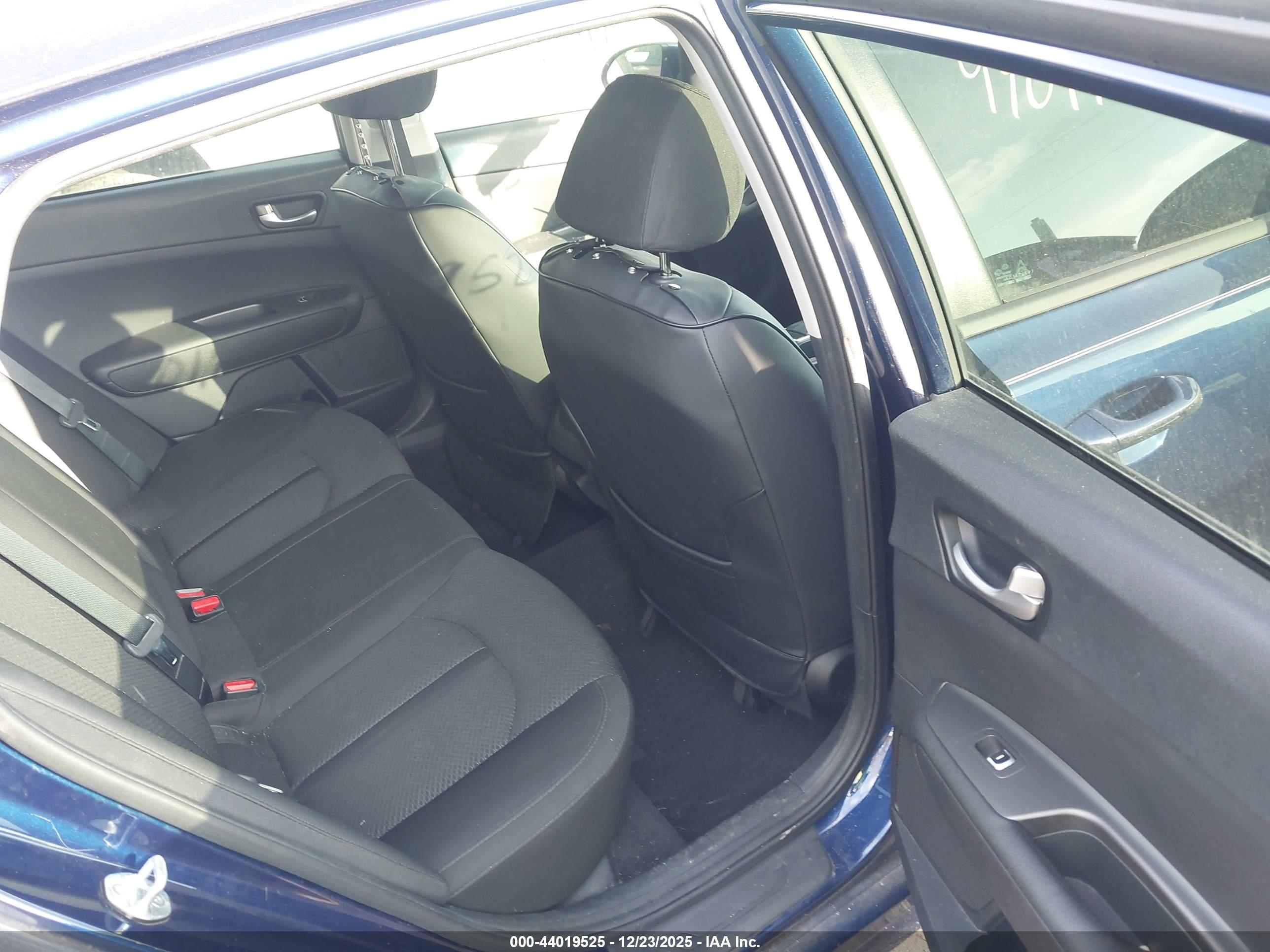 KIA OPTIMA image 8