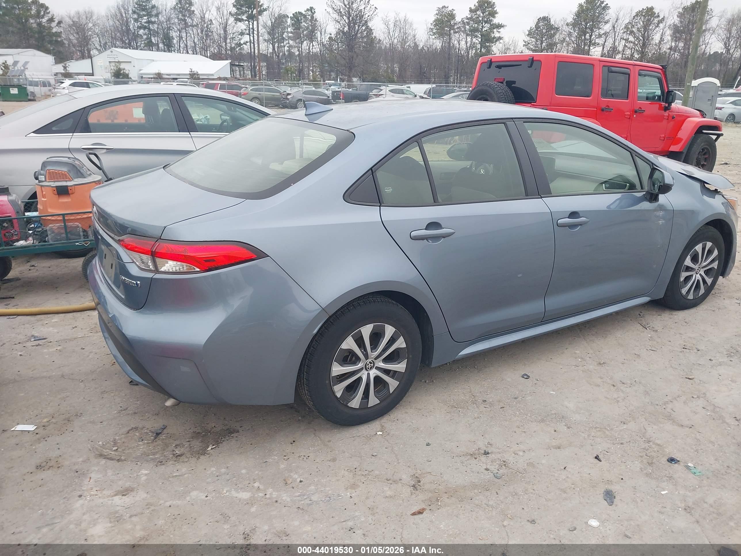 TOYOTA COROLLA image 4