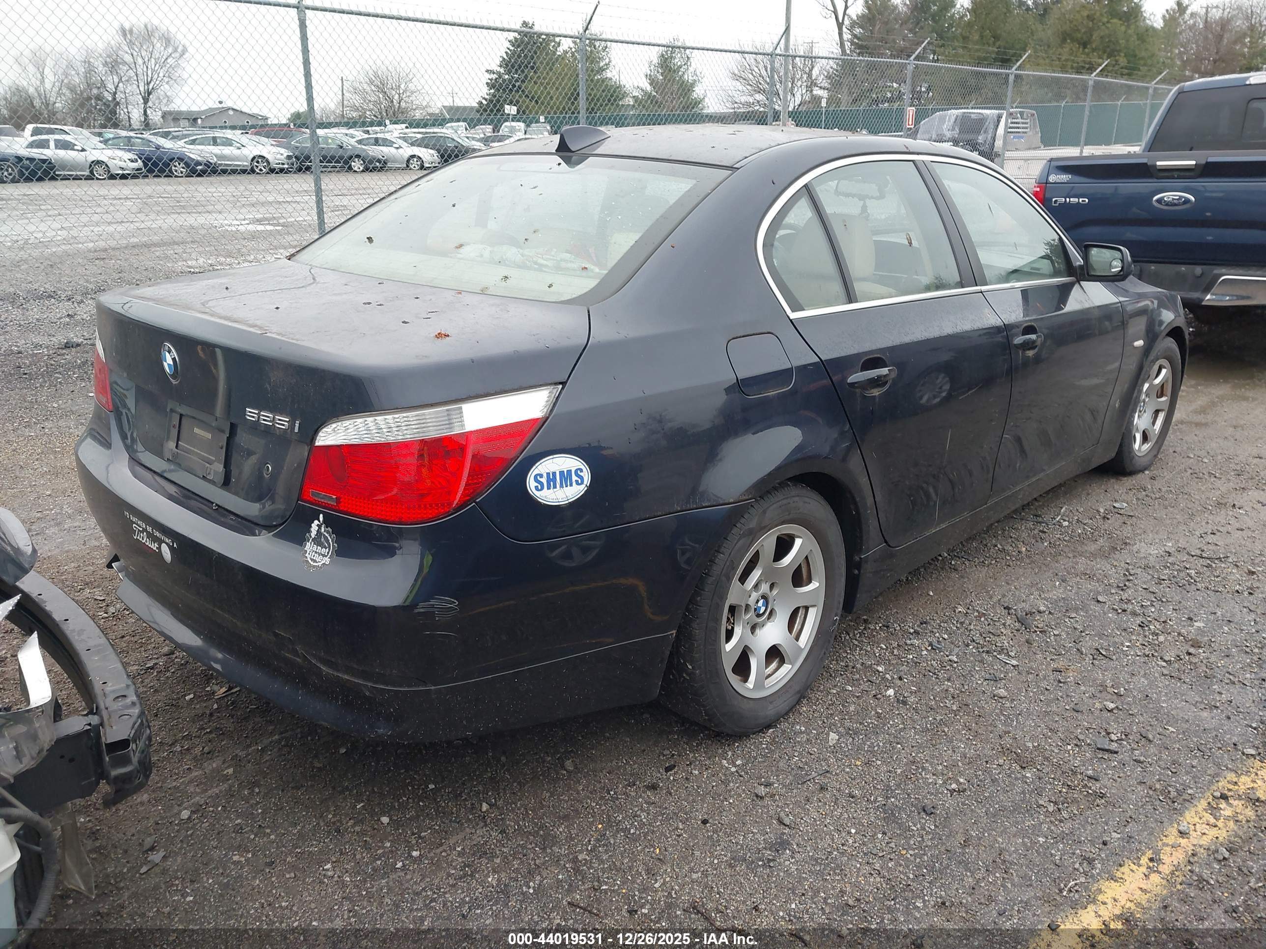 BMW 525I image 4