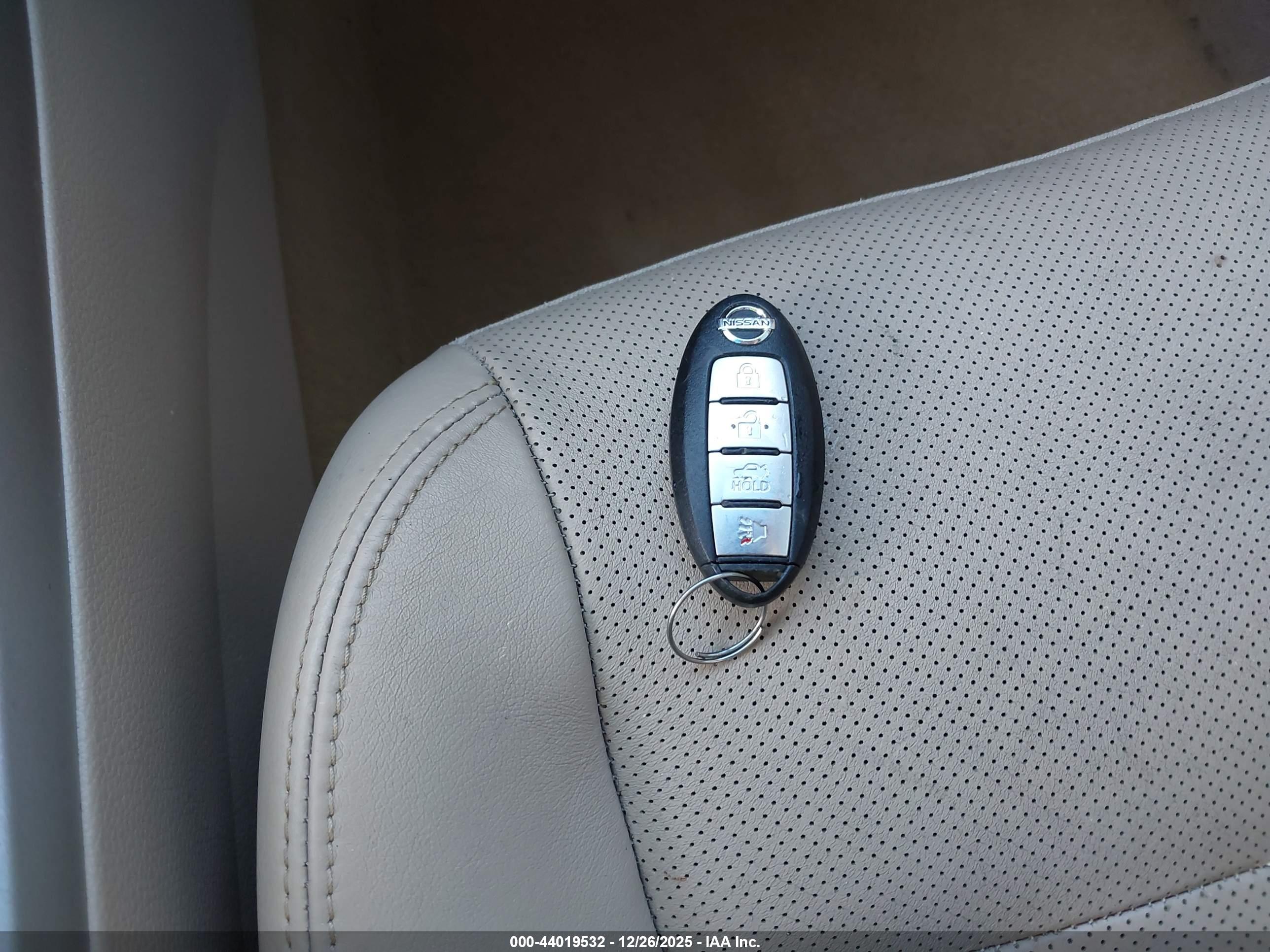 NISSAN ALTIMA image 11