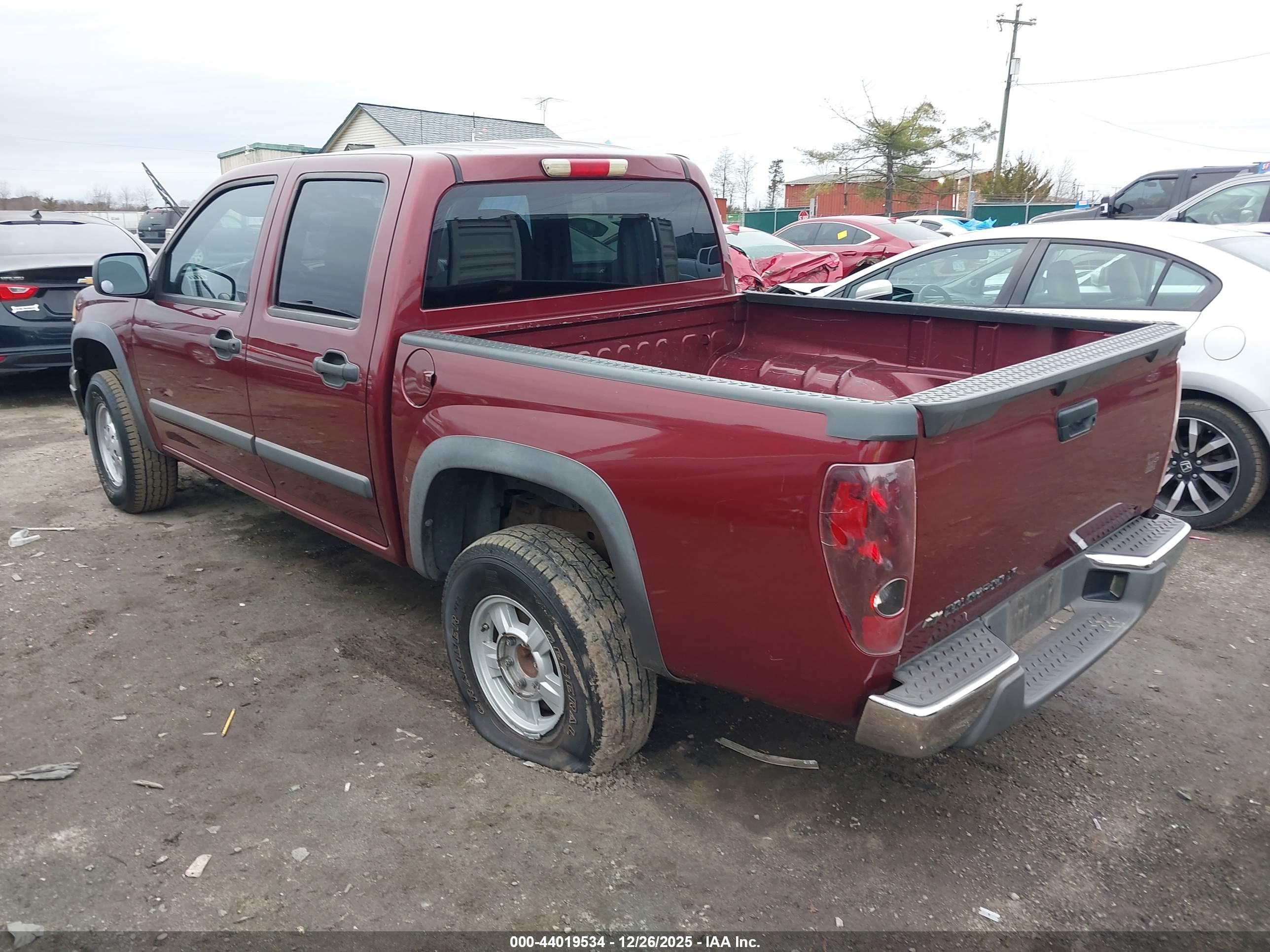 CHEVROLET COLORADO image 3
