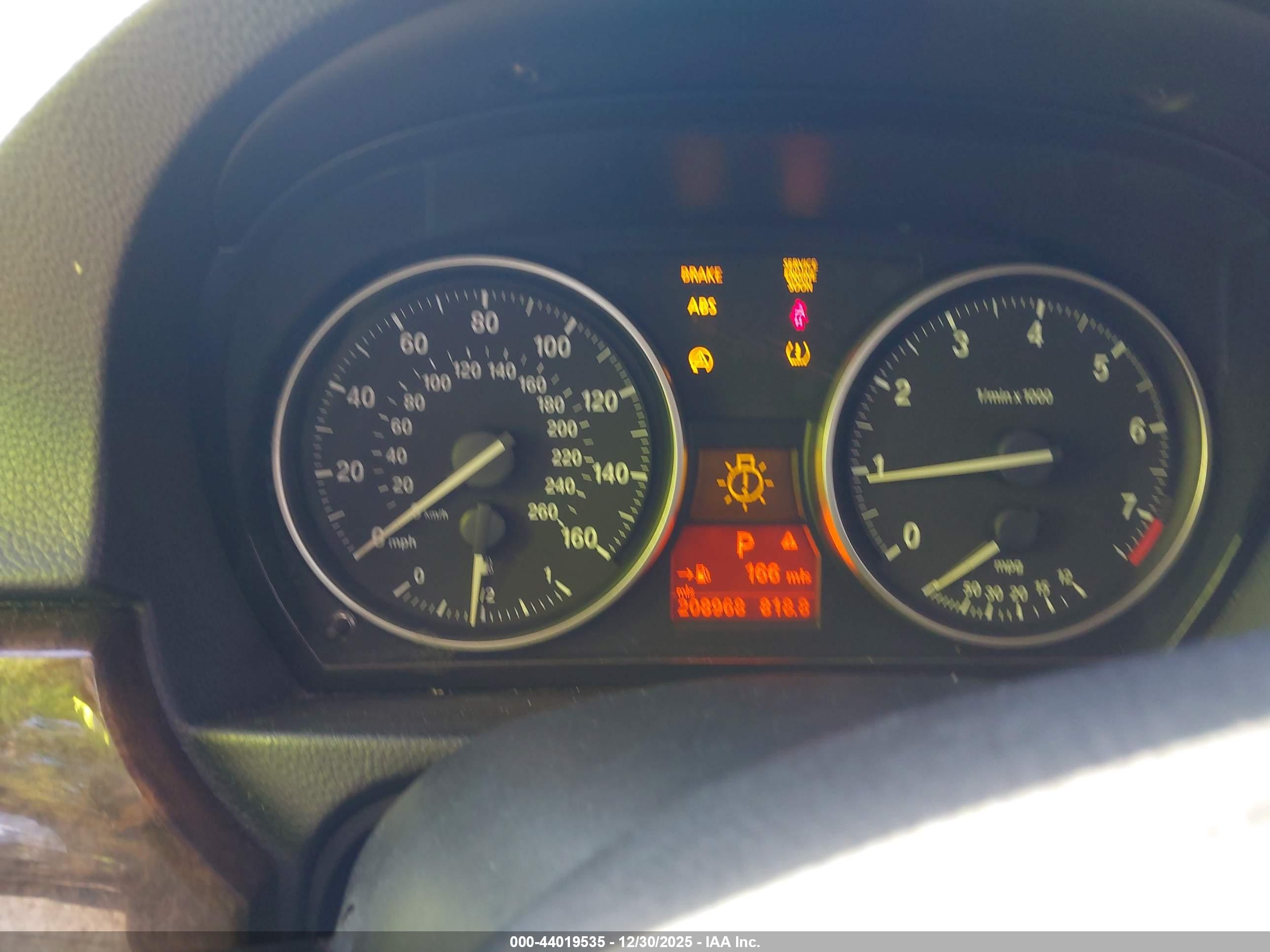 BMW 328I image 7