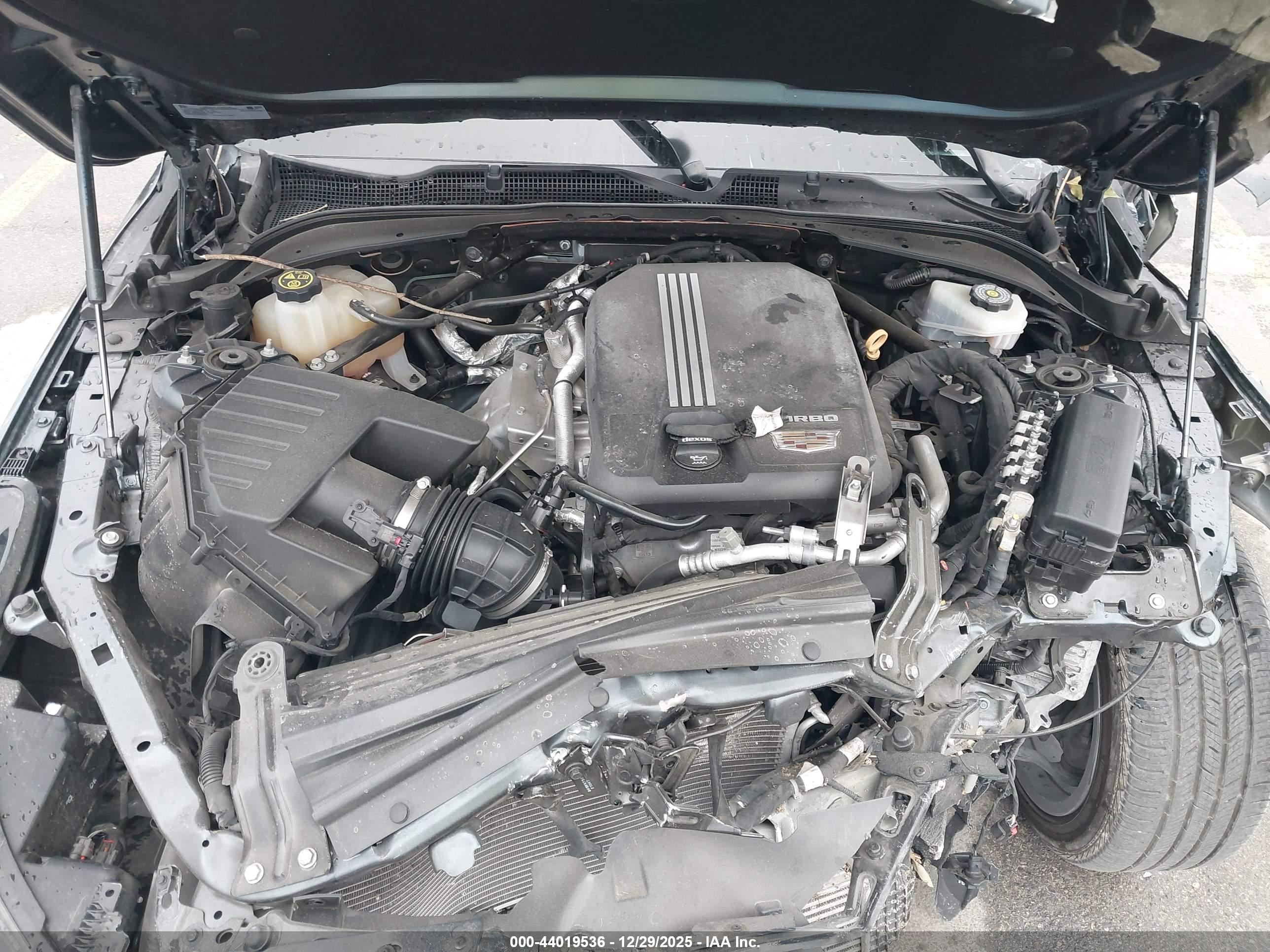 CADILLAC CT4 image 10