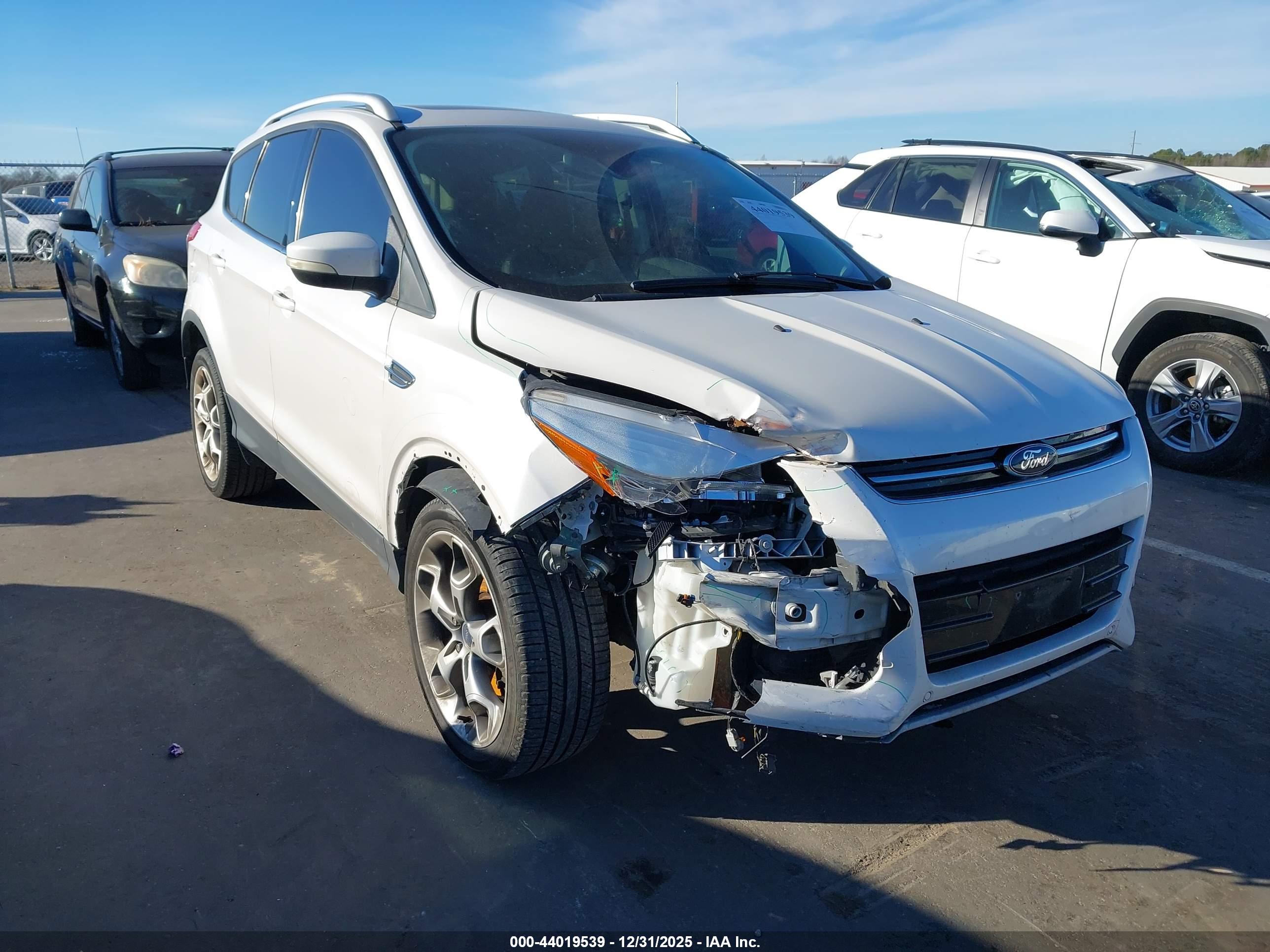 FORD ESCAPE image 6