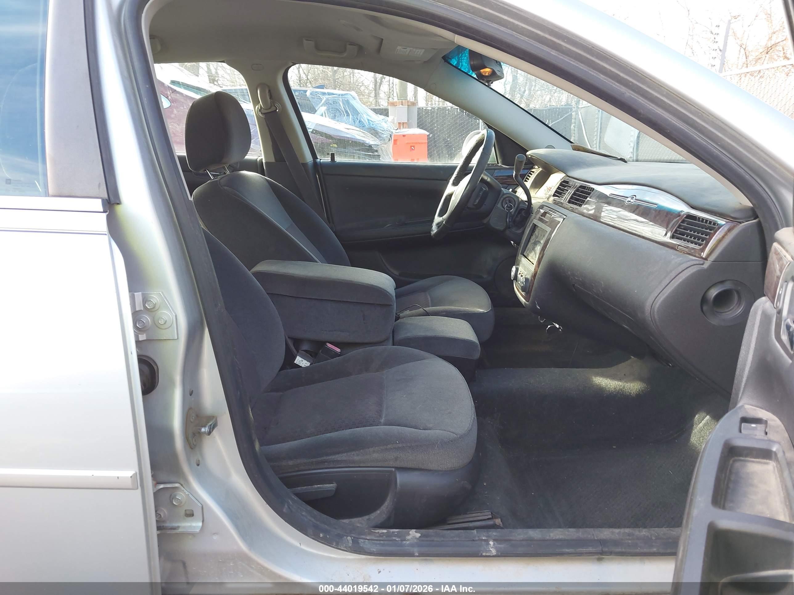 CHEVROLET IMPALA image 5