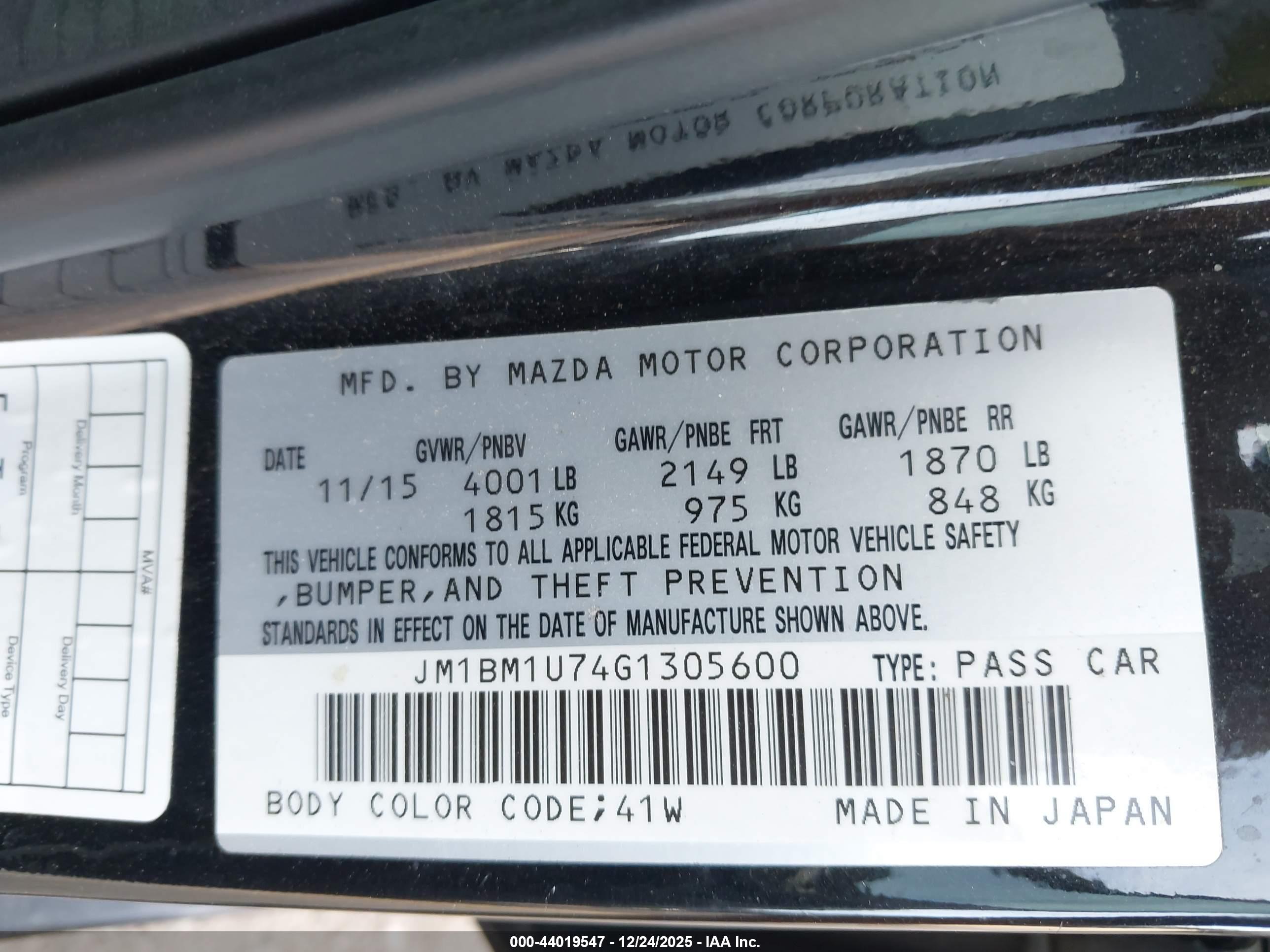 MAZDA MAZDA3 image 9