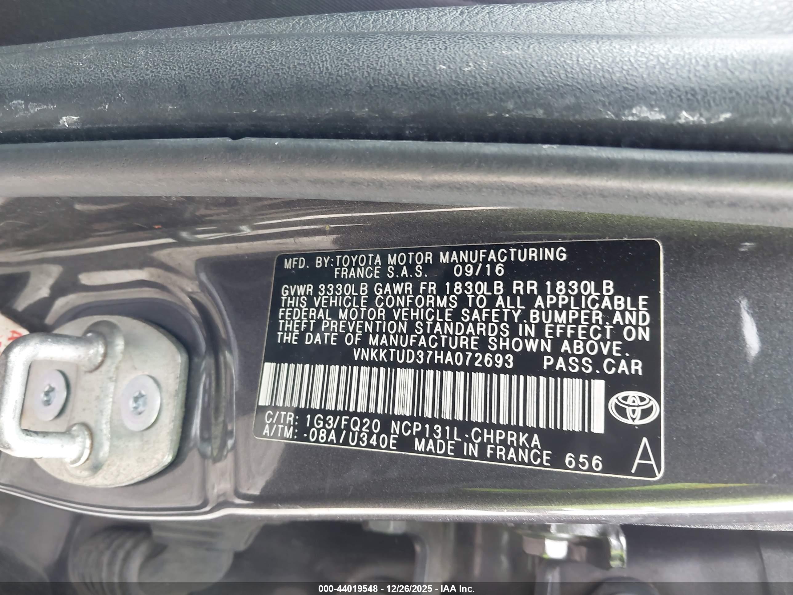 TOYOTA YARIS image 9