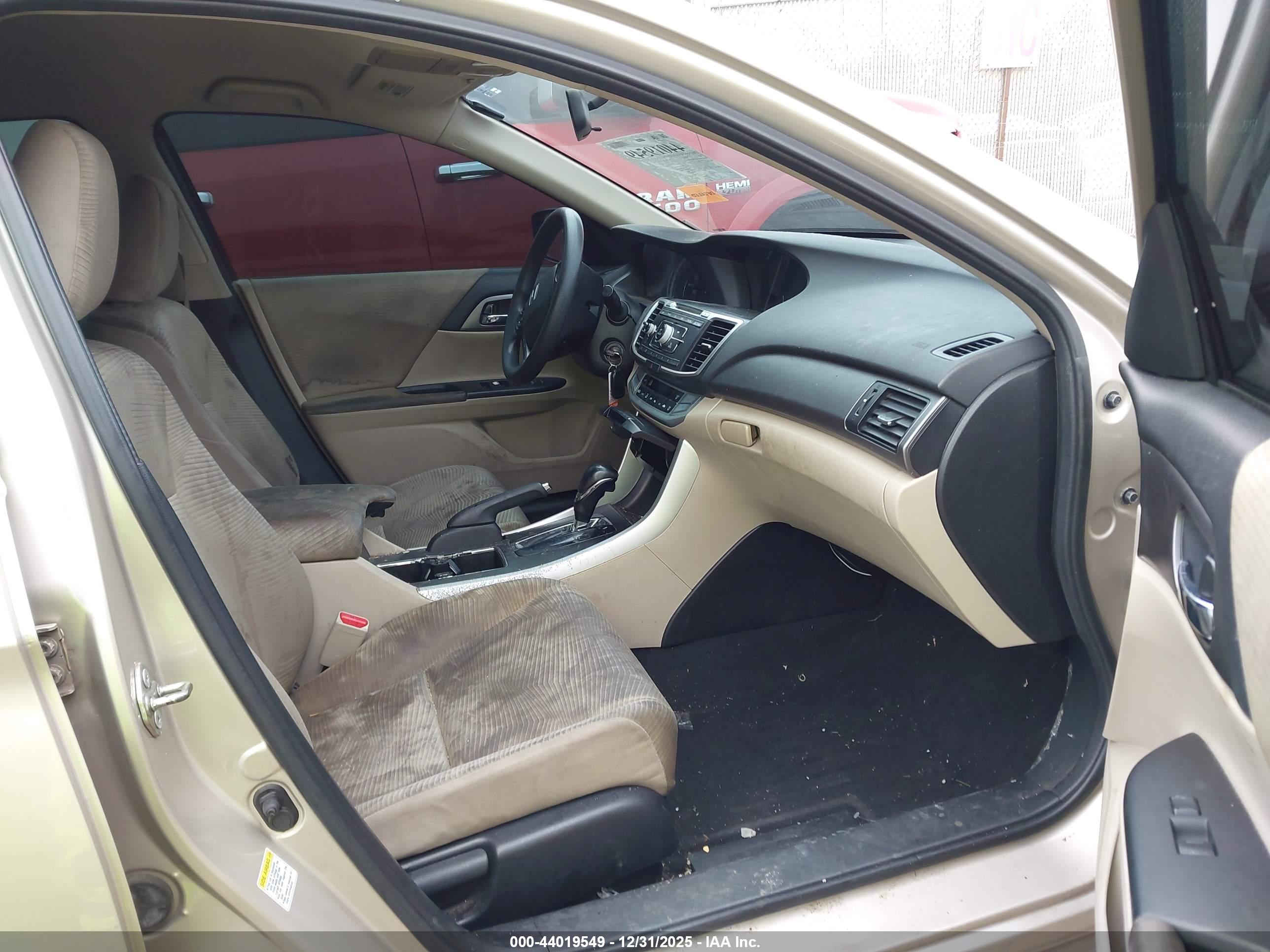 HONDA ACCORD image 5