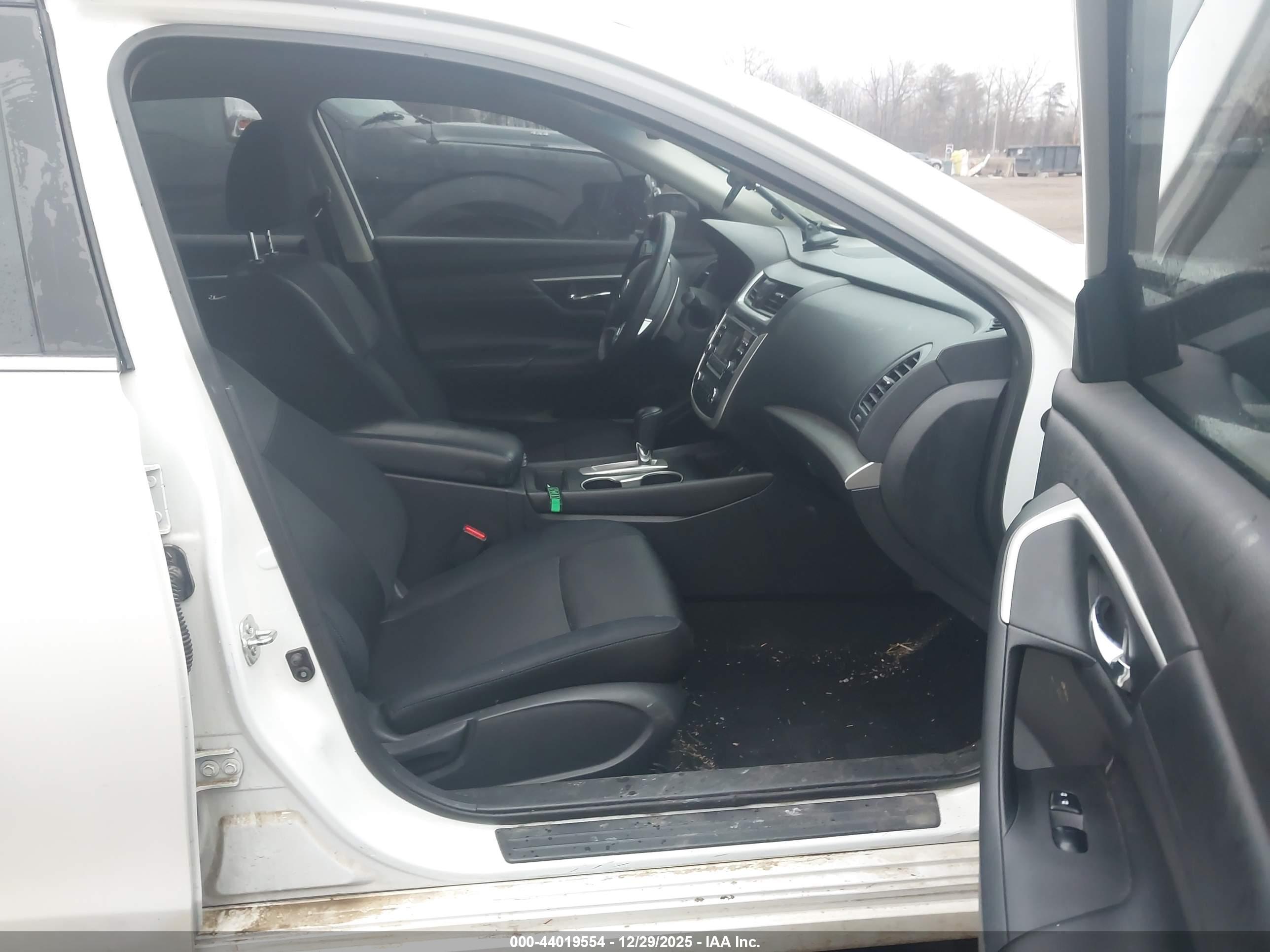 NISSAN ALTIMA image 5