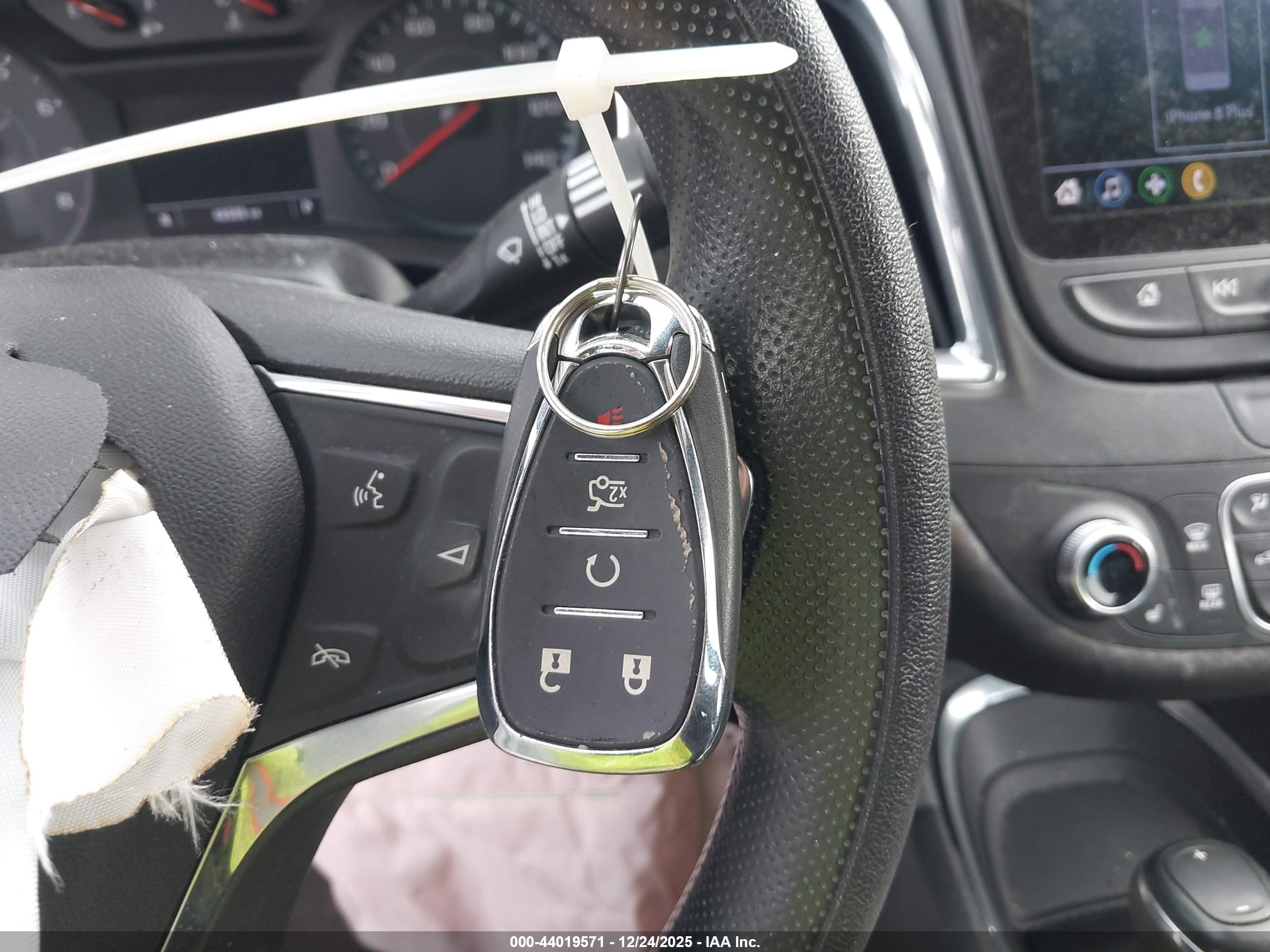 CHEVROLET MALIBU image 11