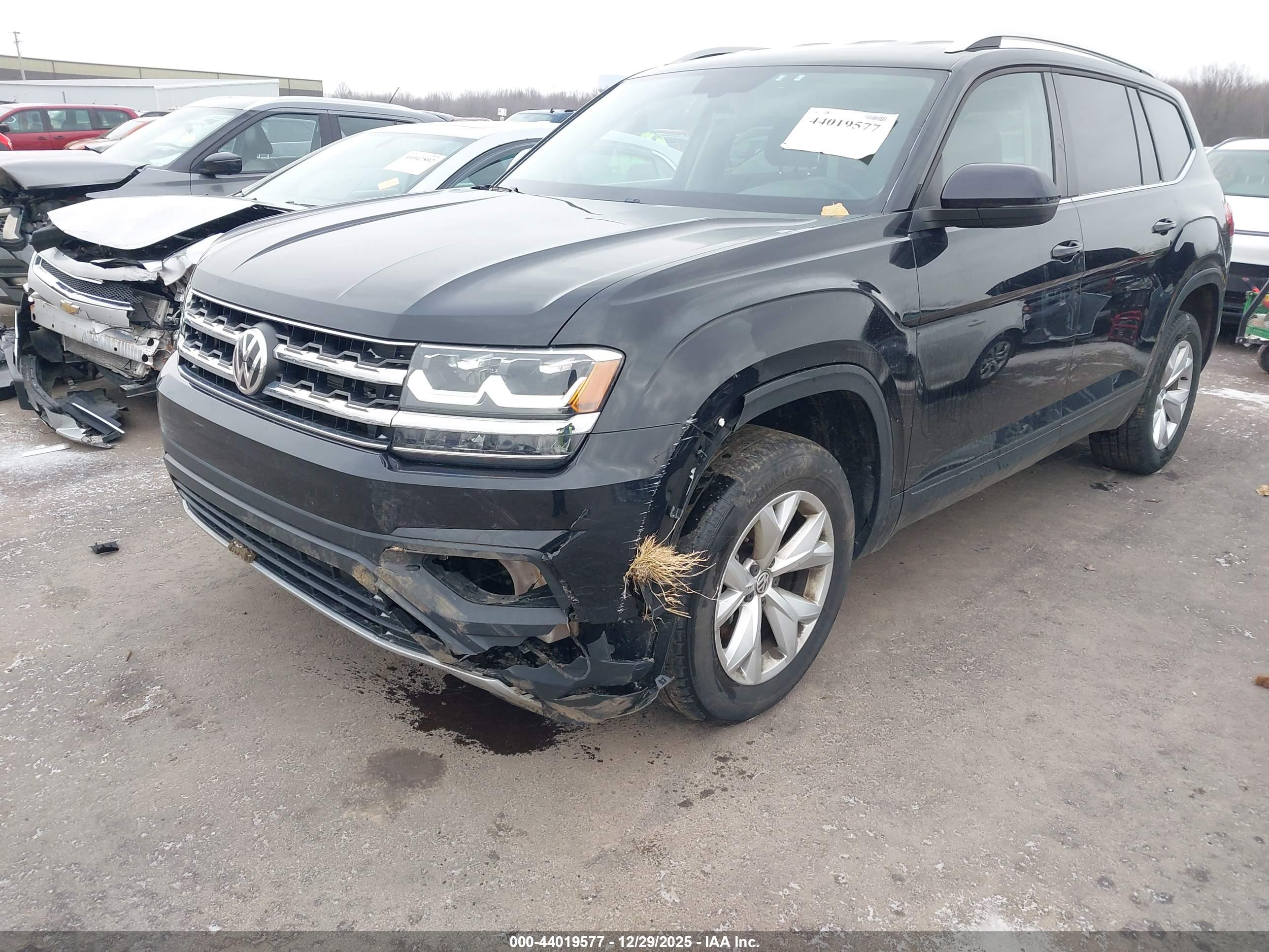 VOLKSWAGEN ATLAS image 6