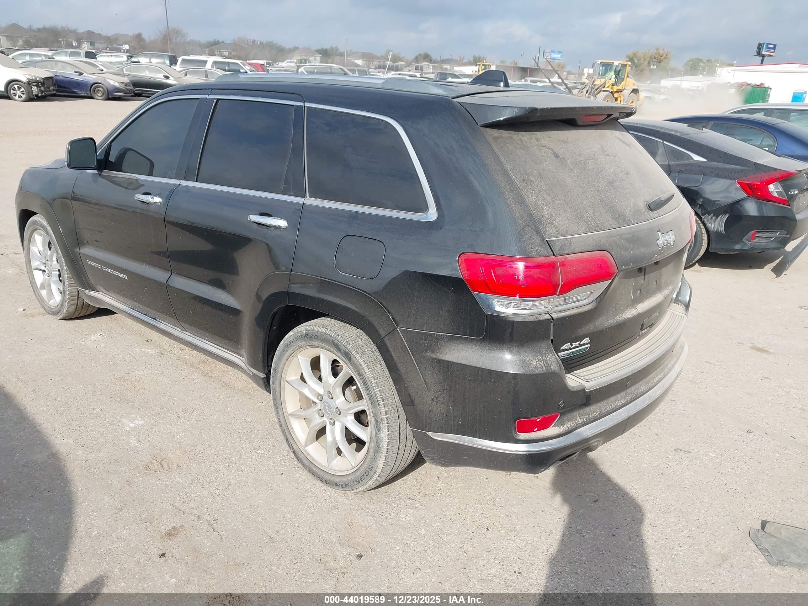 JEEP GRAND image 3