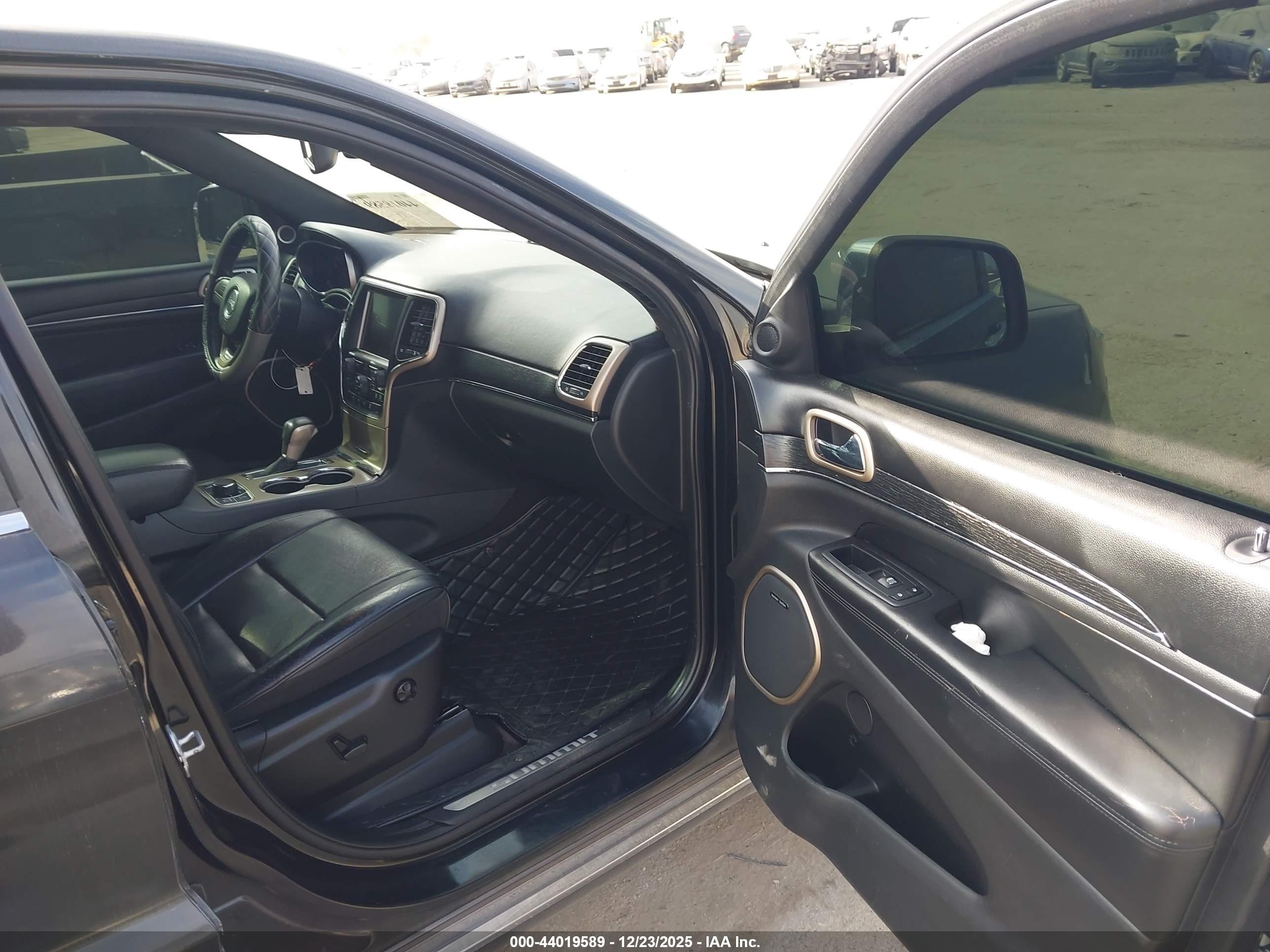 JEEP GRAND image 5