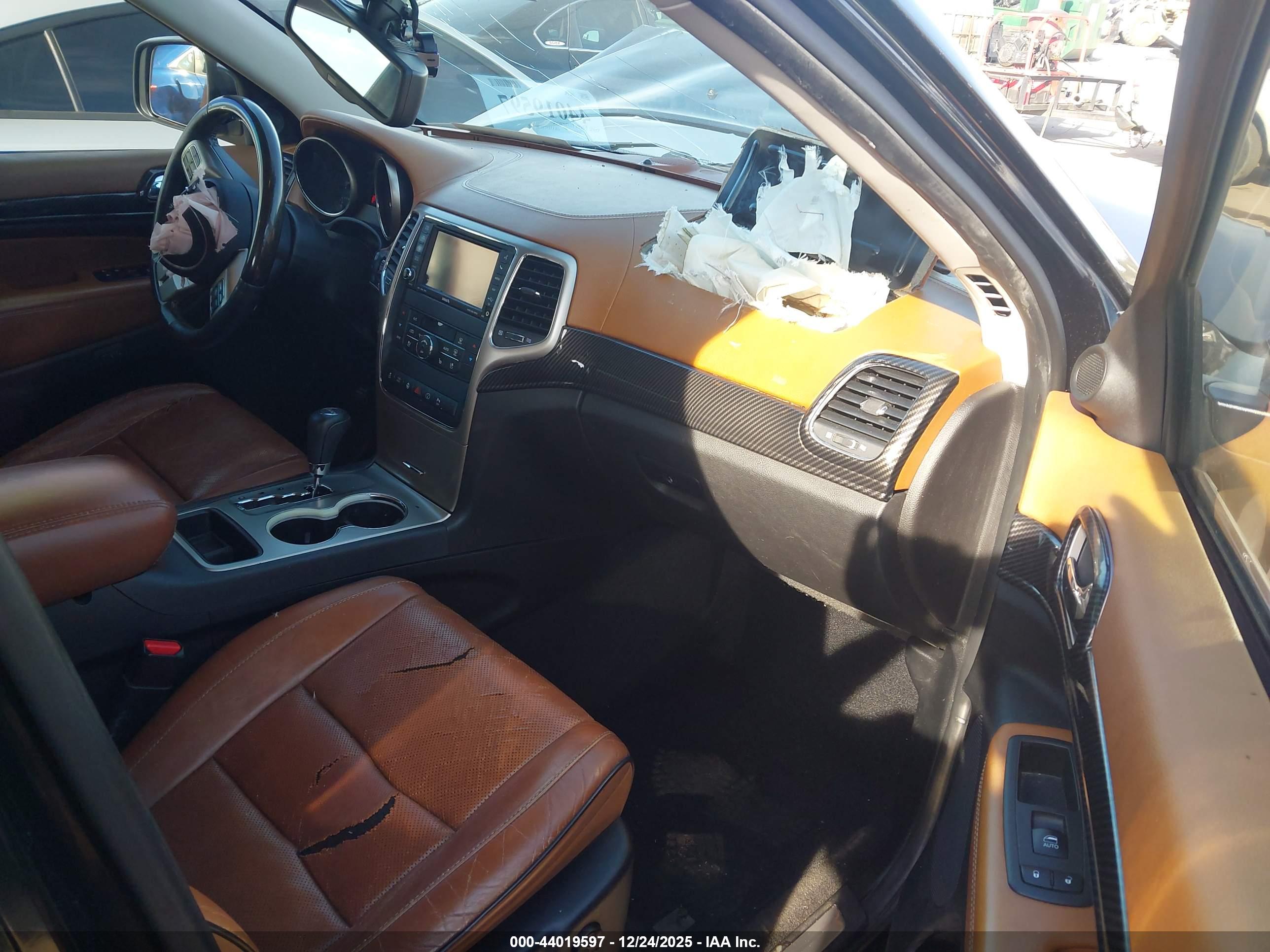 JEEP GRAND image 5