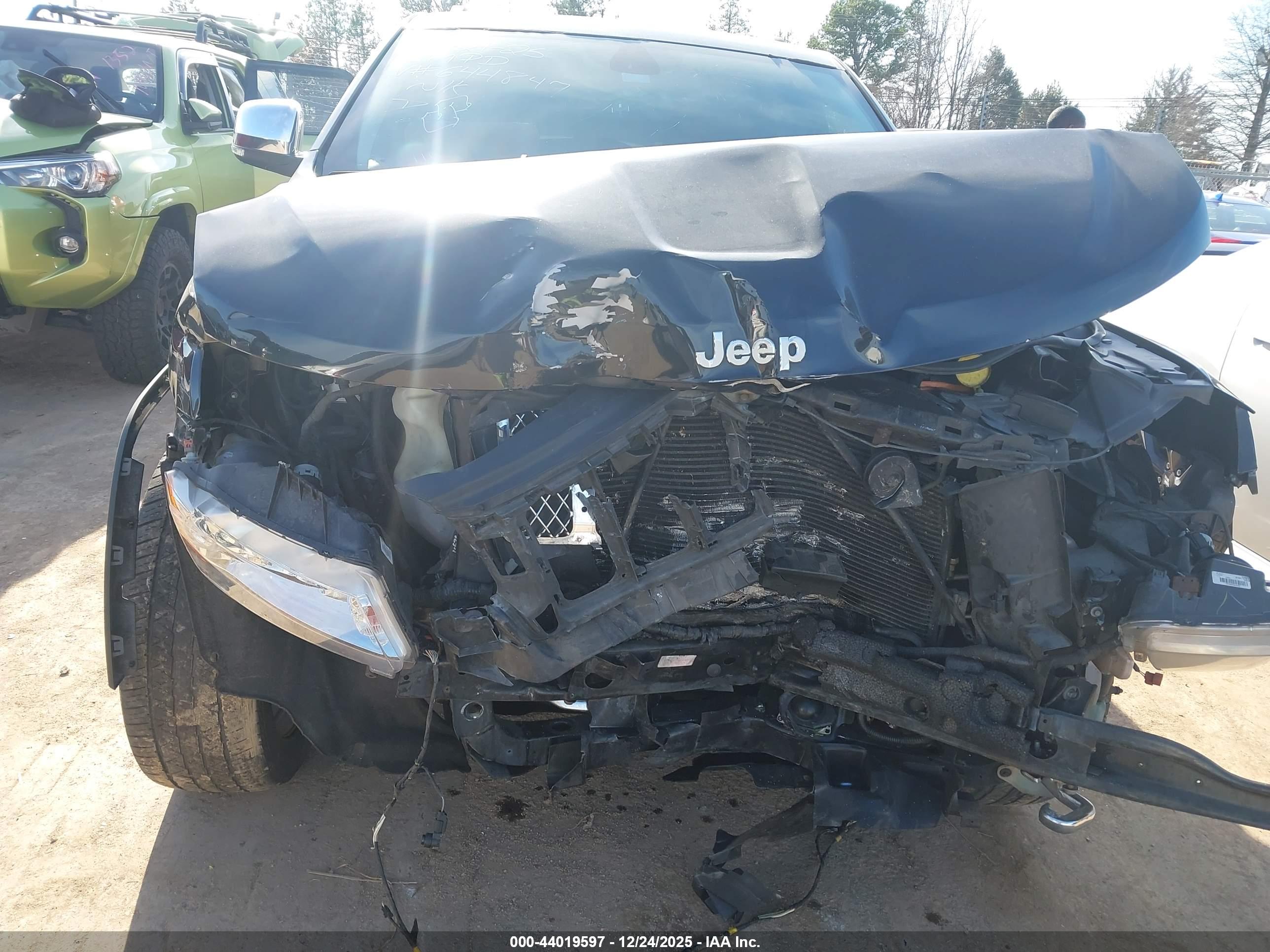 JEEP GRAND image 6