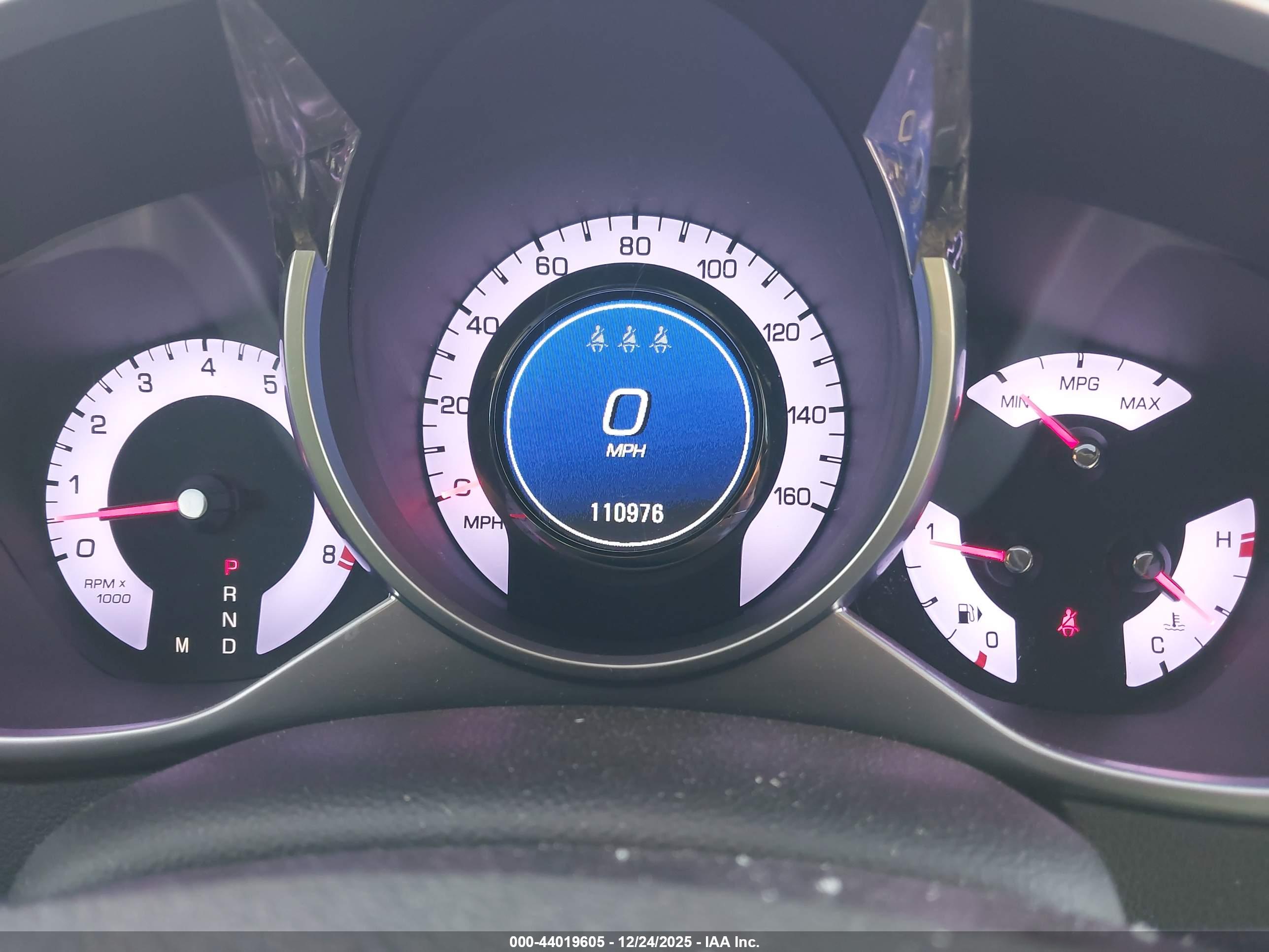 CADILLAC SRX image 7
