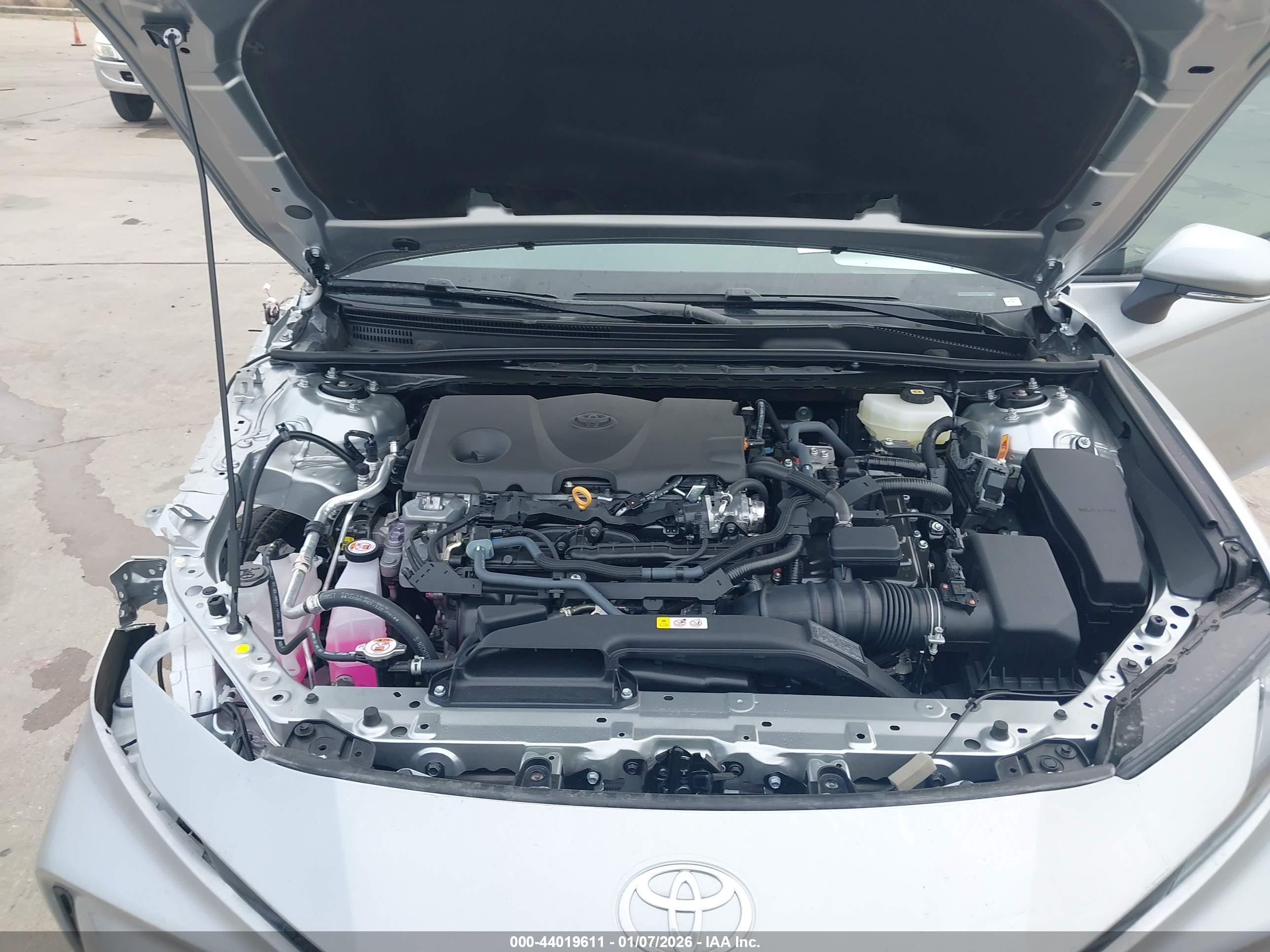 TOYOTA CAMRY image 10