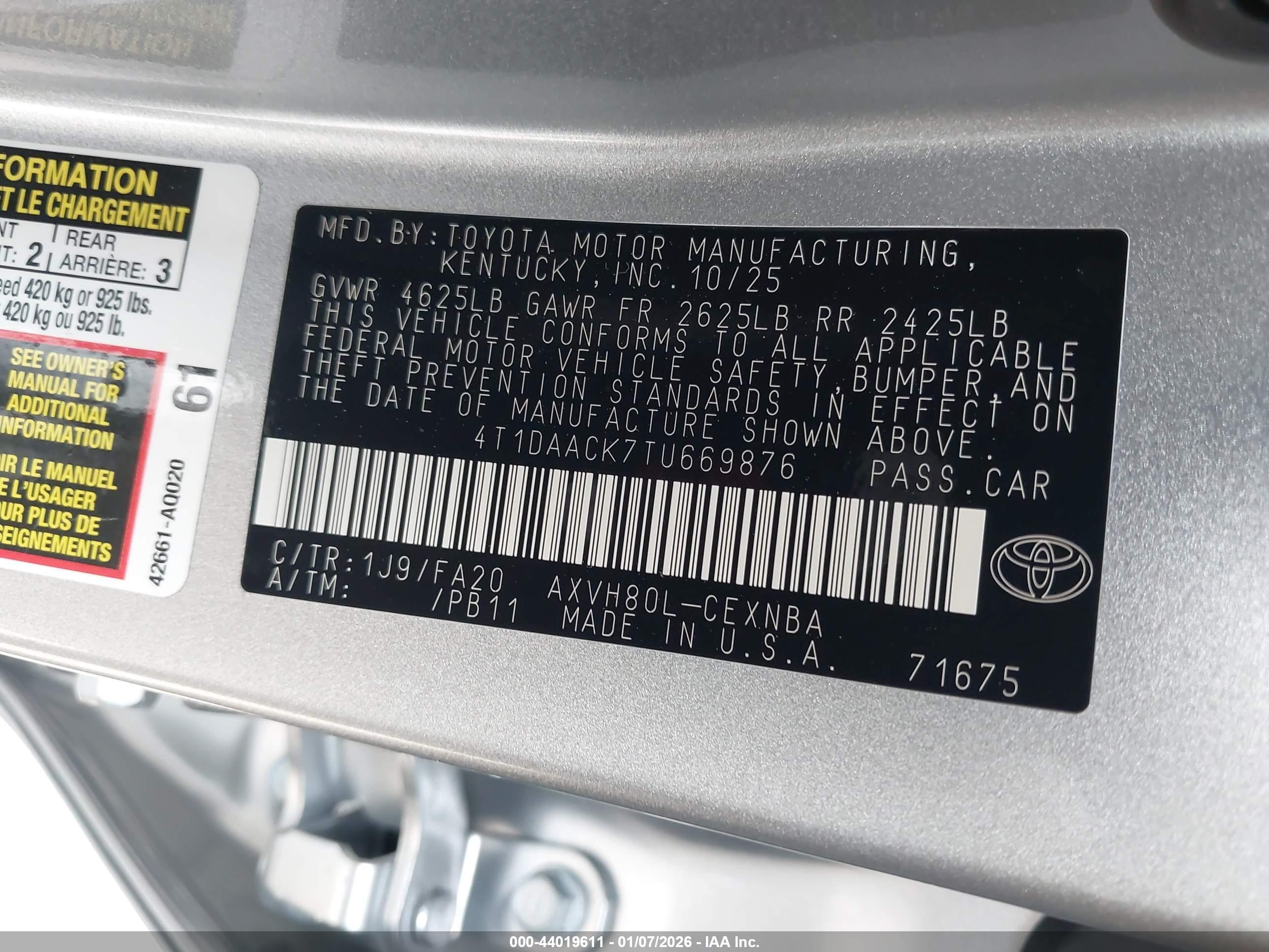 TOYOTA CAMRY image 9
