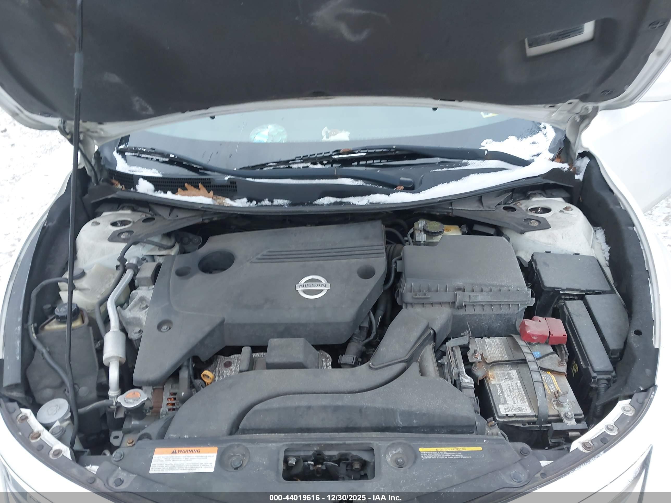 NISSAN ALTIMA image 10