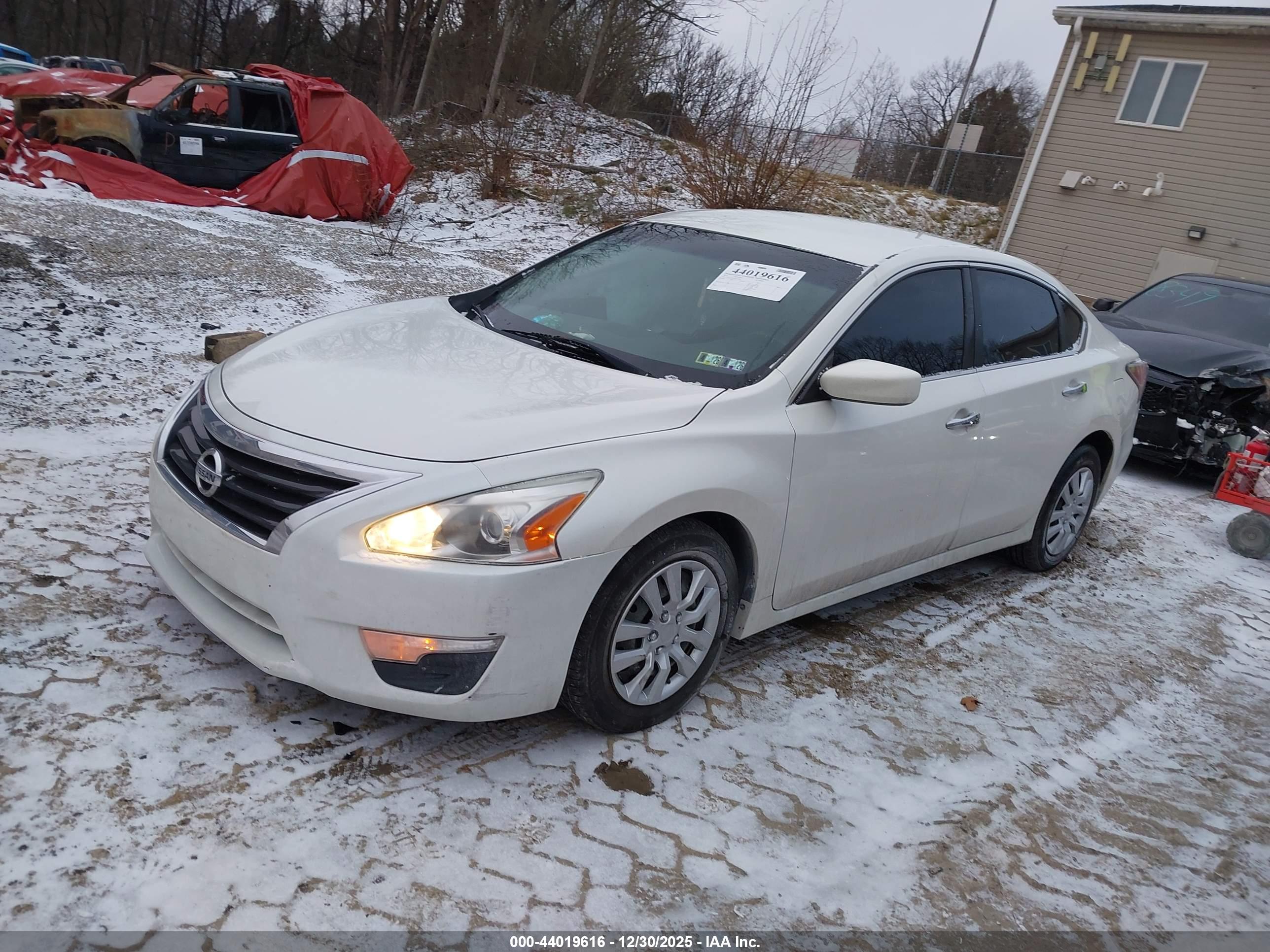NISSAN ALTIMA image 2