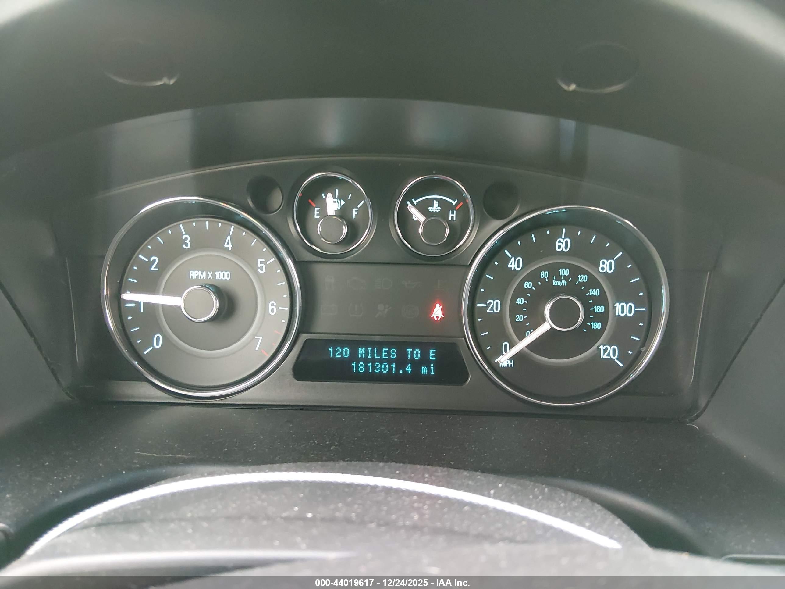 FORD FLEX image 7