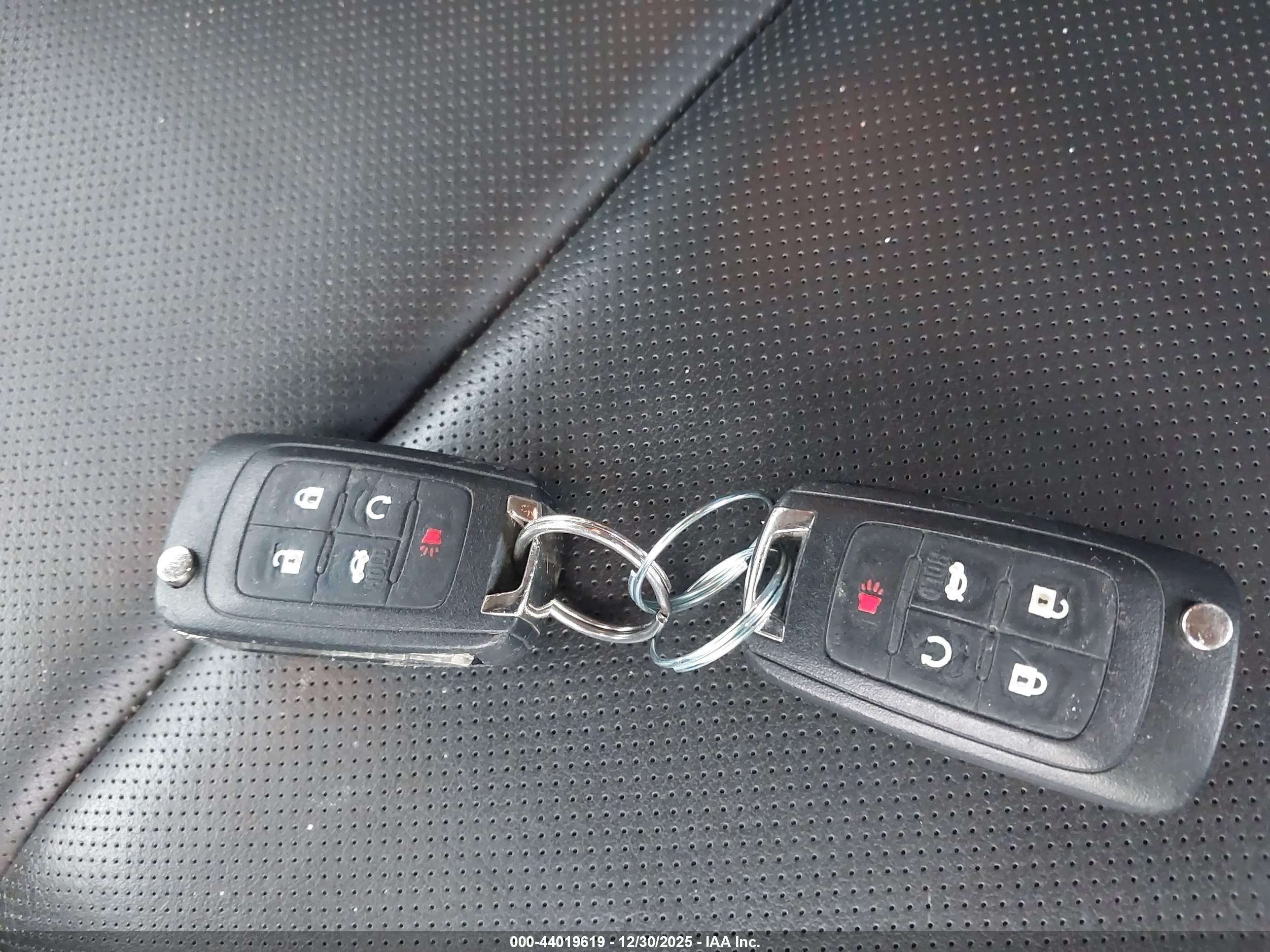 CHEVROLET EQUINOX image 11