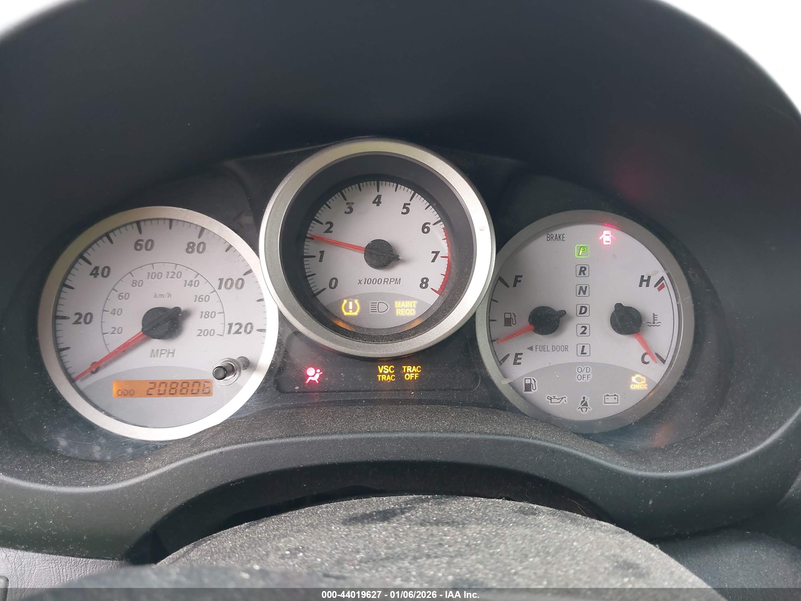 TOYOTA RAV4 image 7