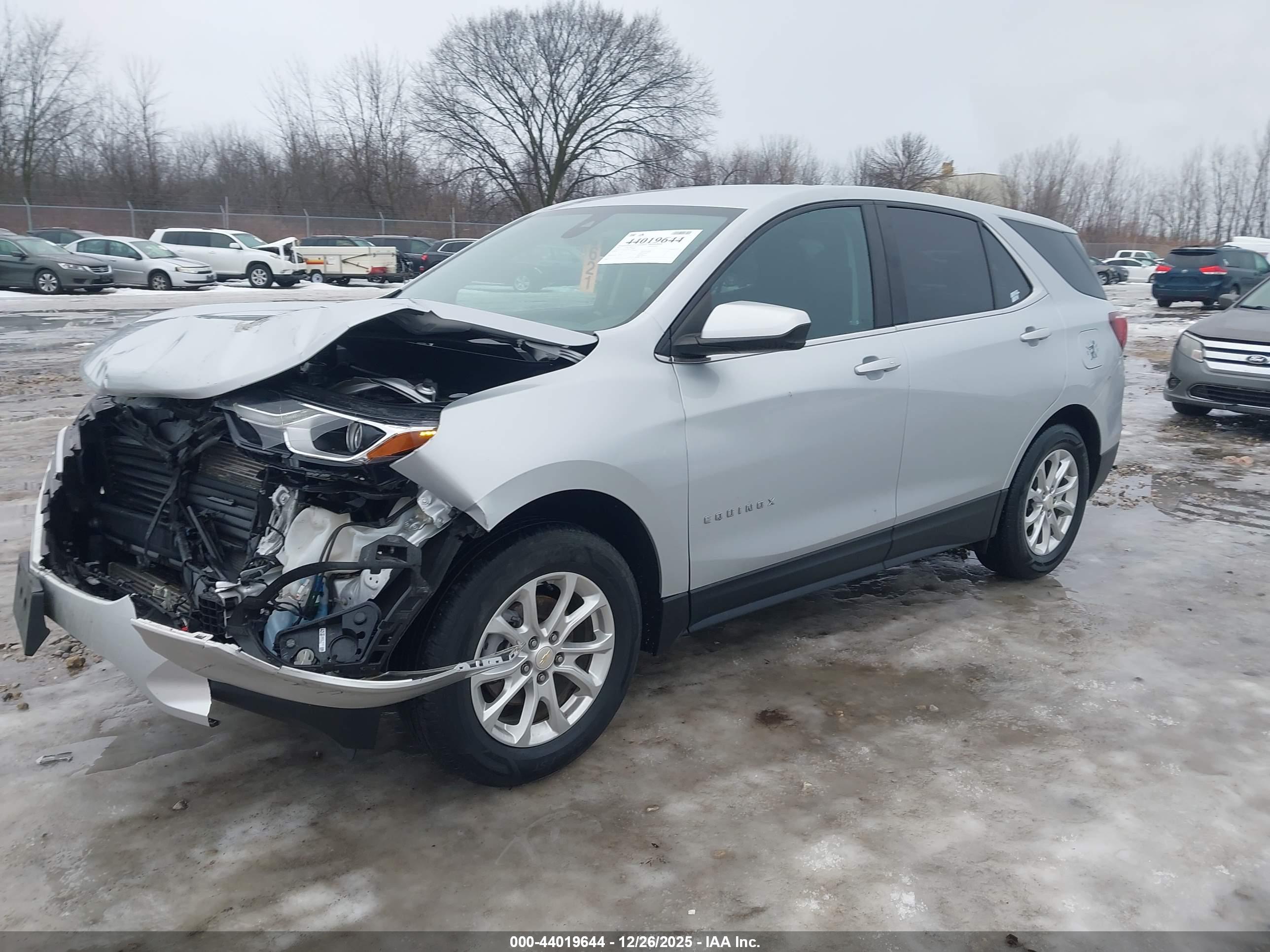 CHEVROLET EQUINOX image 2