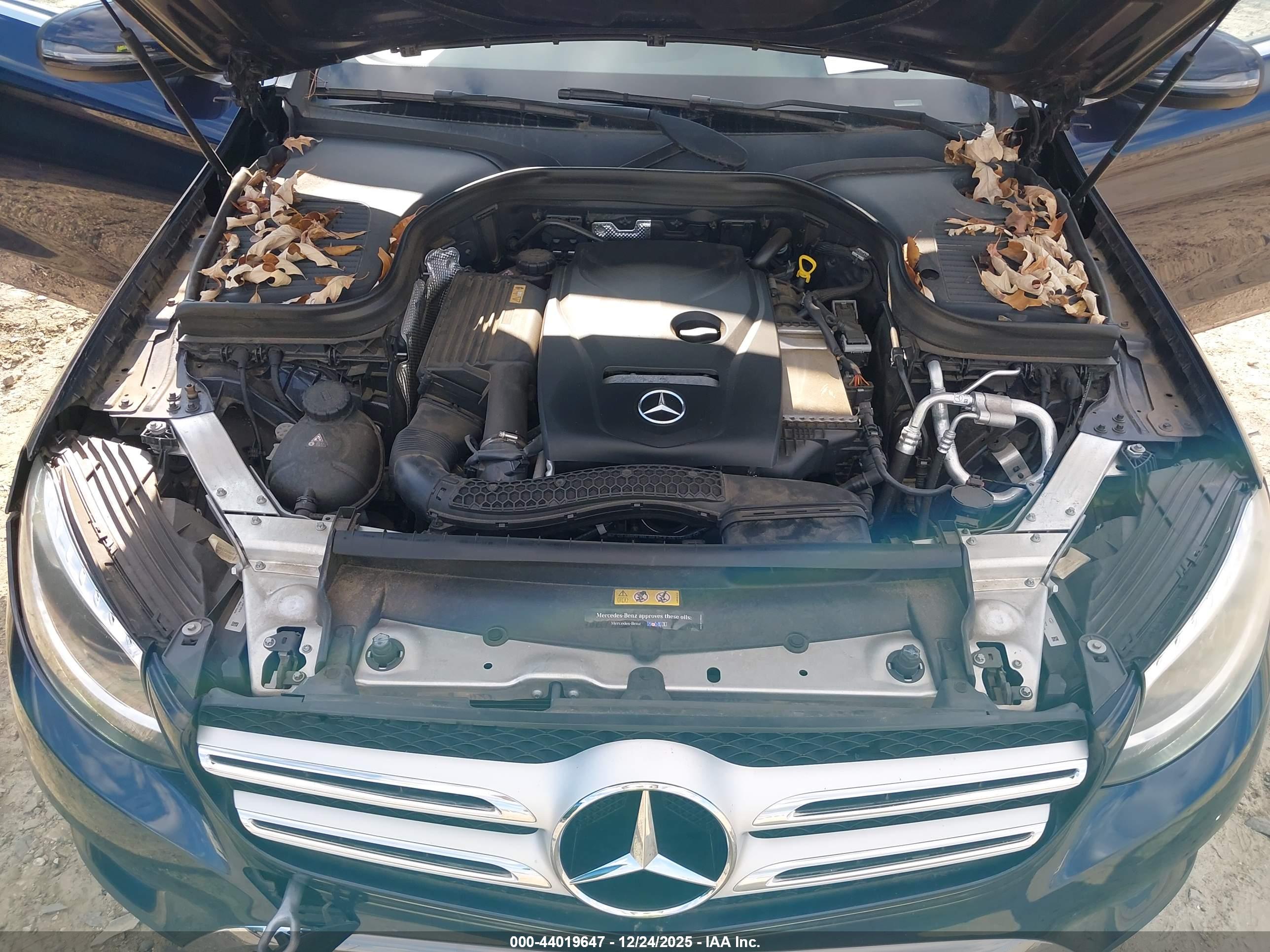 MERCEDES-BENZ GLC image 10