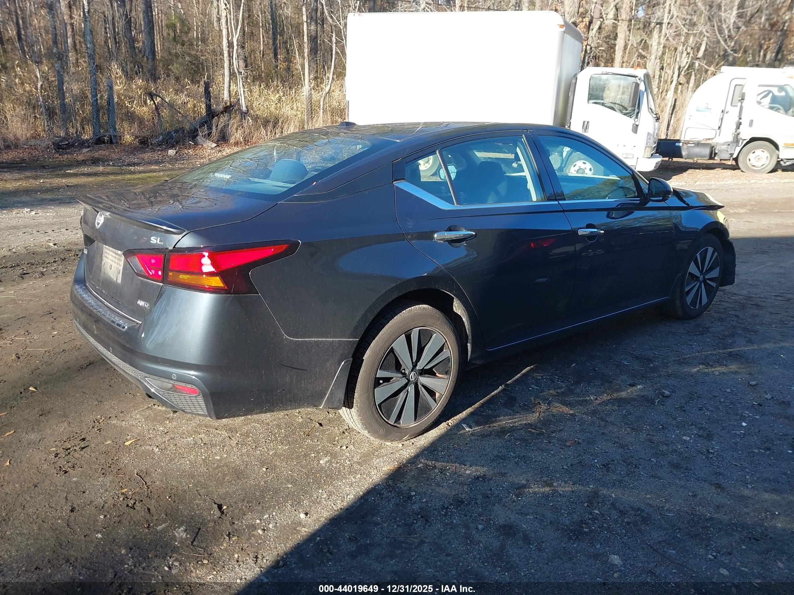 NISSAN ALTIMA image 4