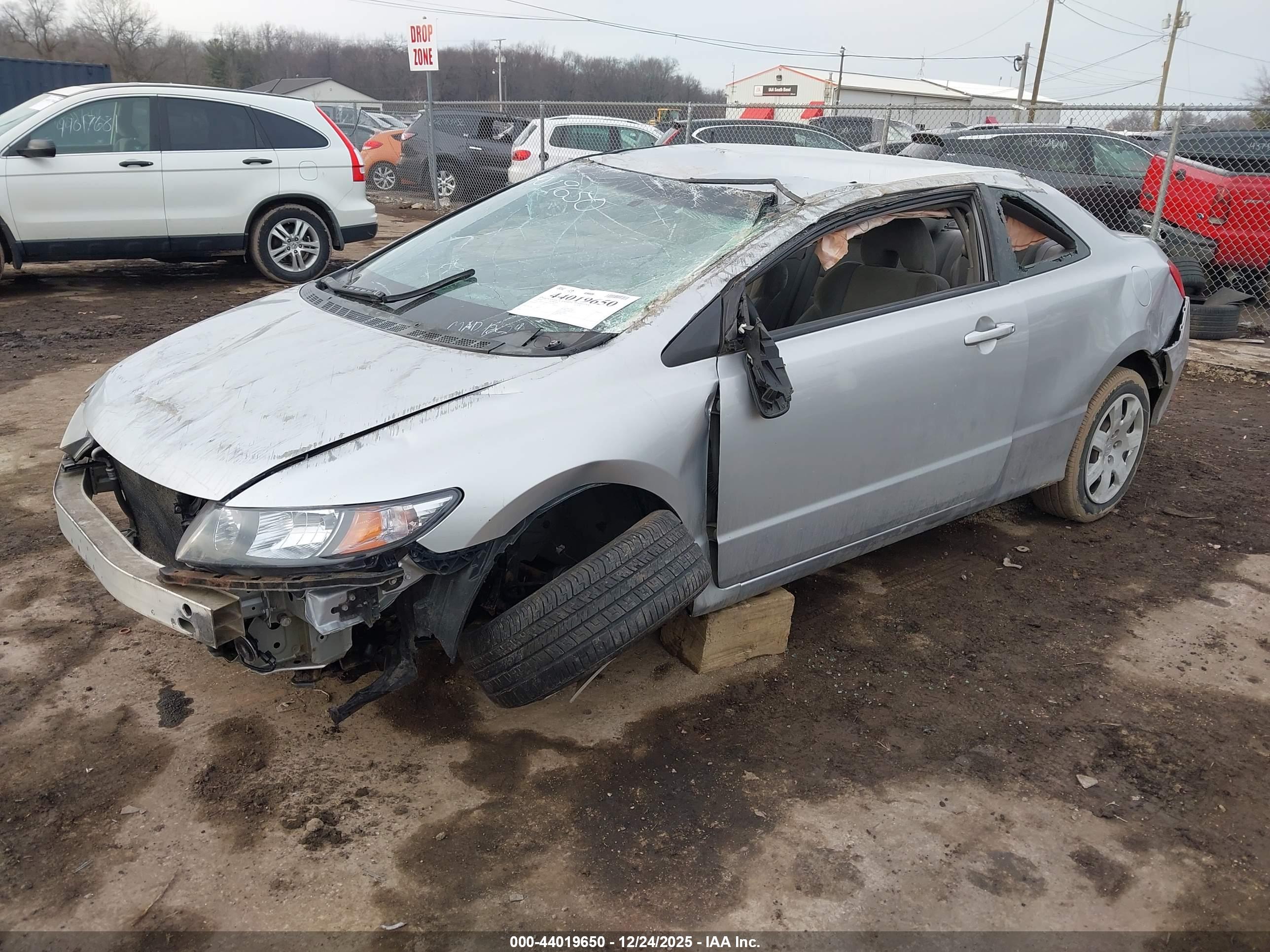 HONDA CIVIC image 2