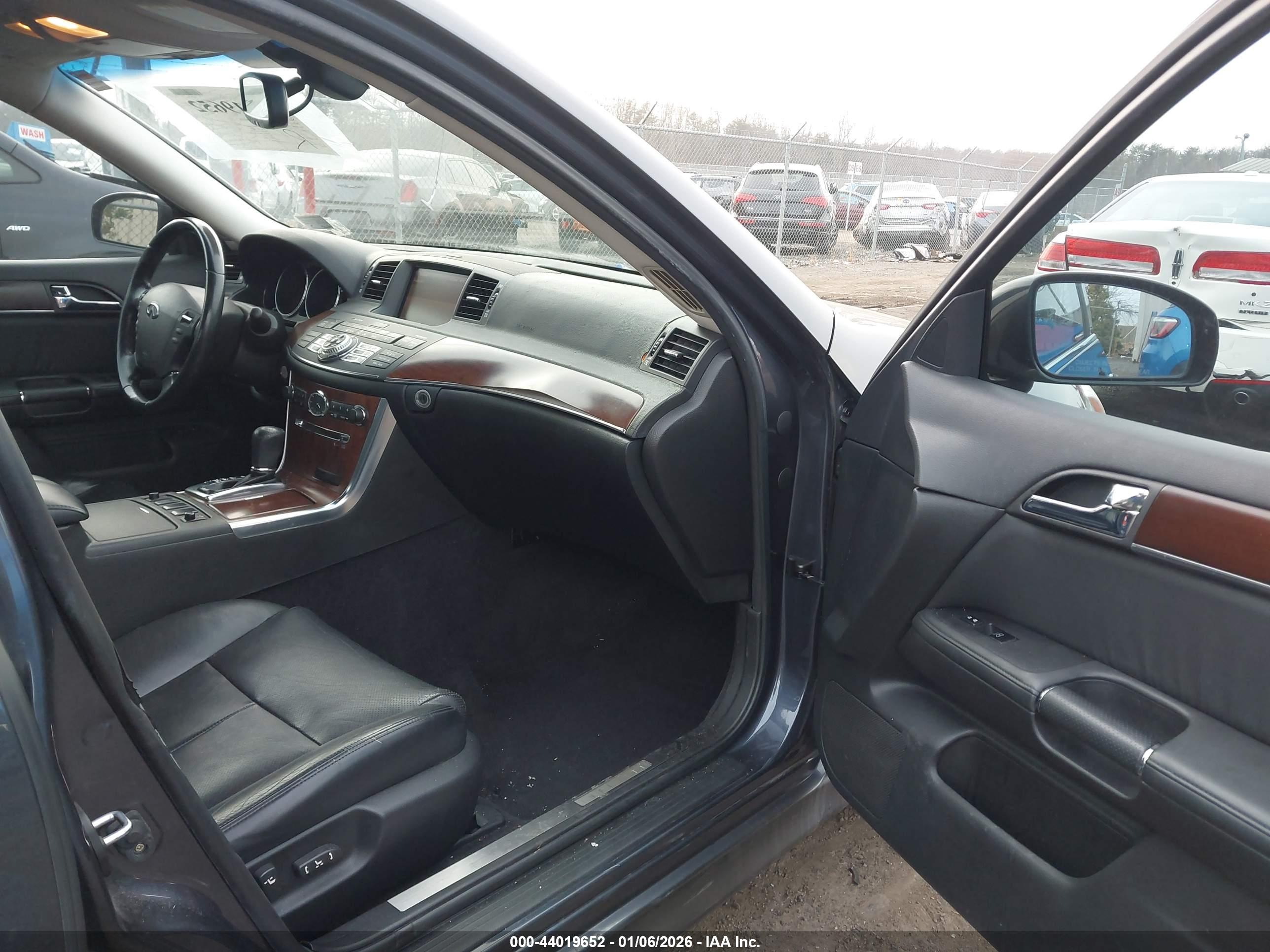 INFINITI M35X image 5