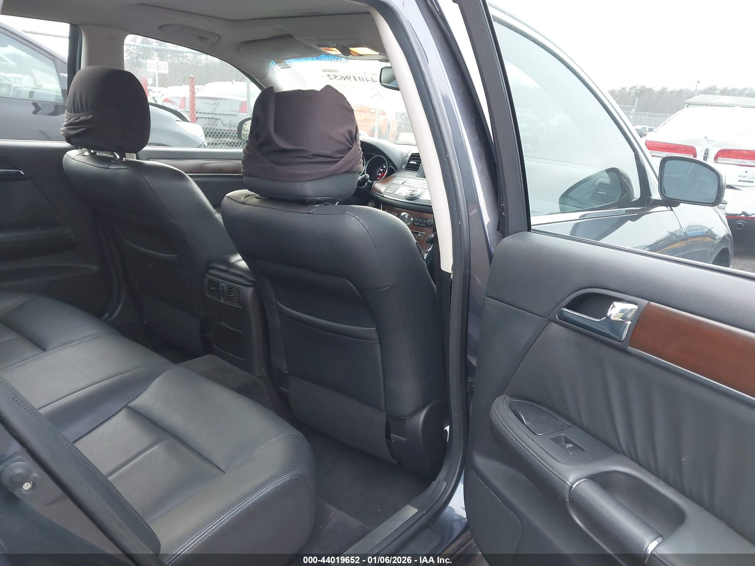 INFINITI M35X image 8