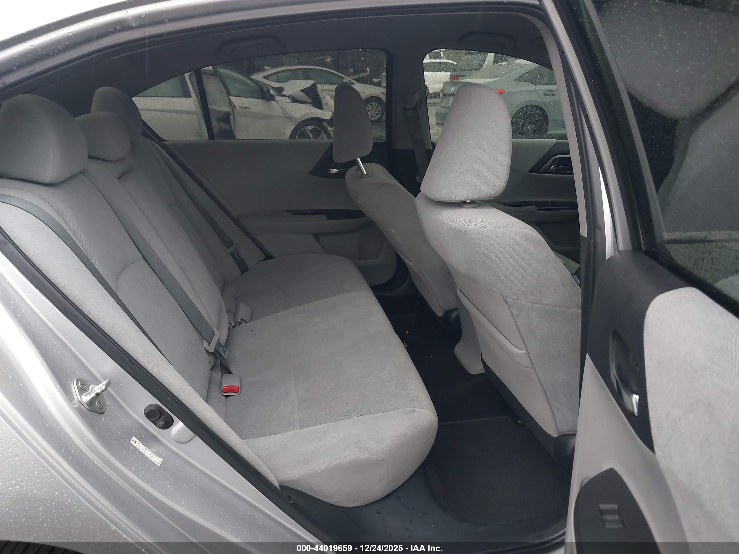 HONDA ACCORD image 8