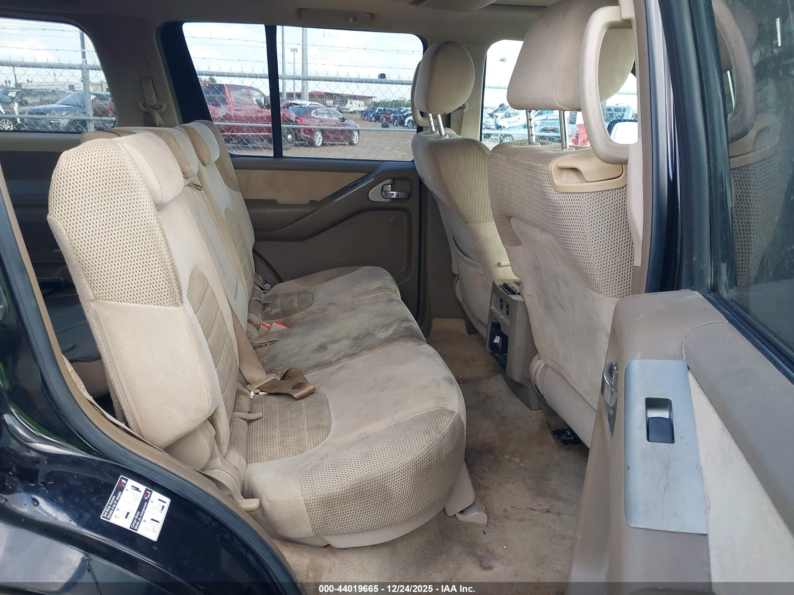 NISSAN PATHFINDER image 8