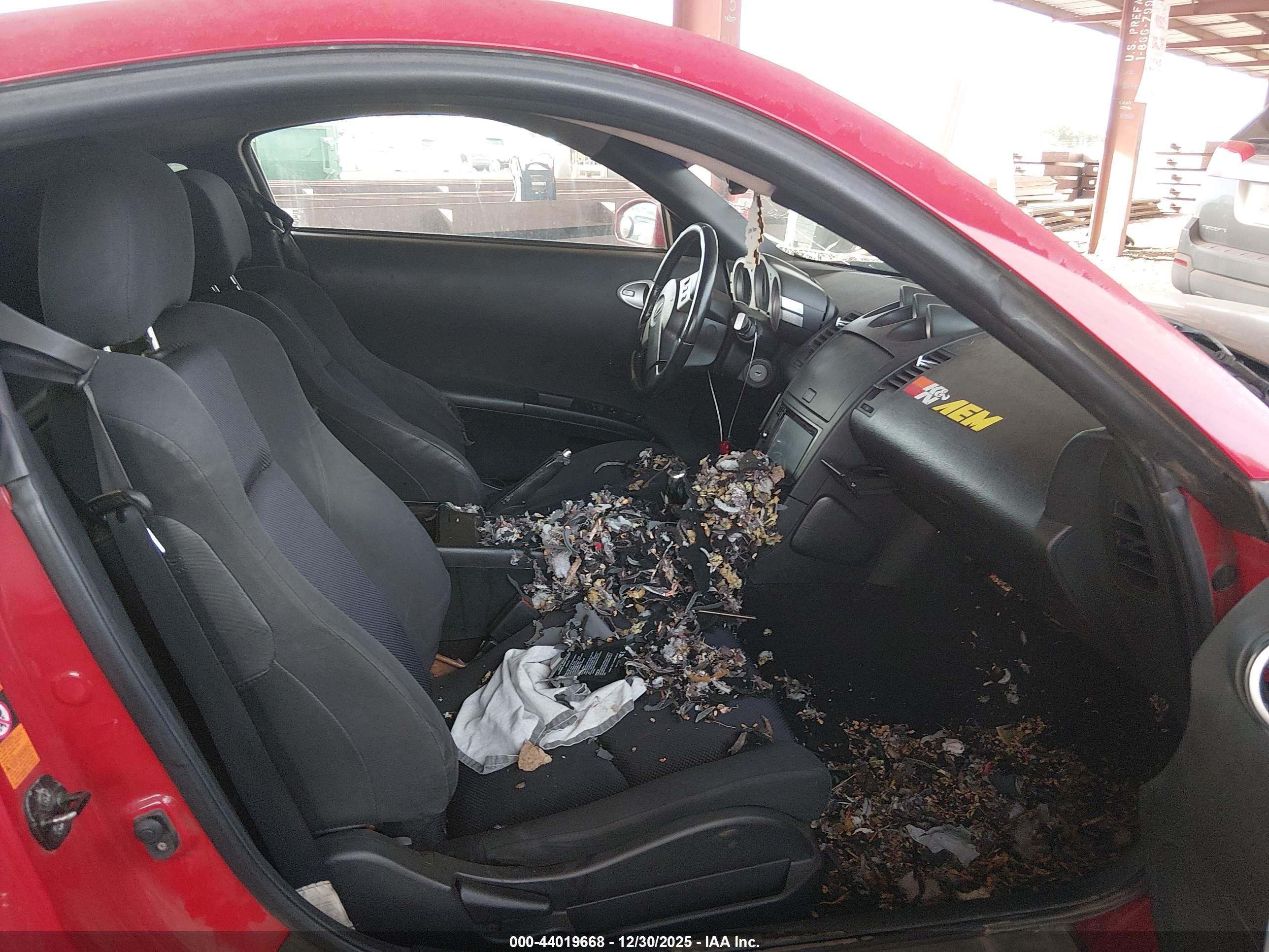 NISSAN 350Z image 5