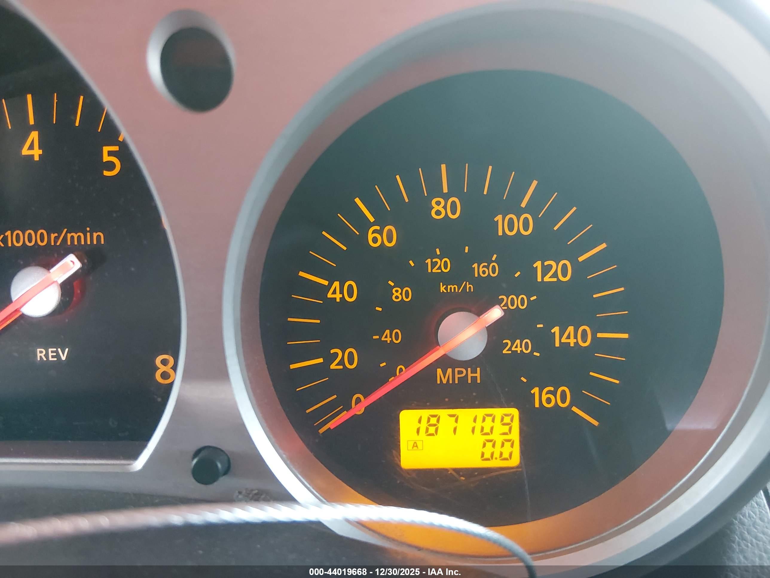 NISSAN 350Z image 7