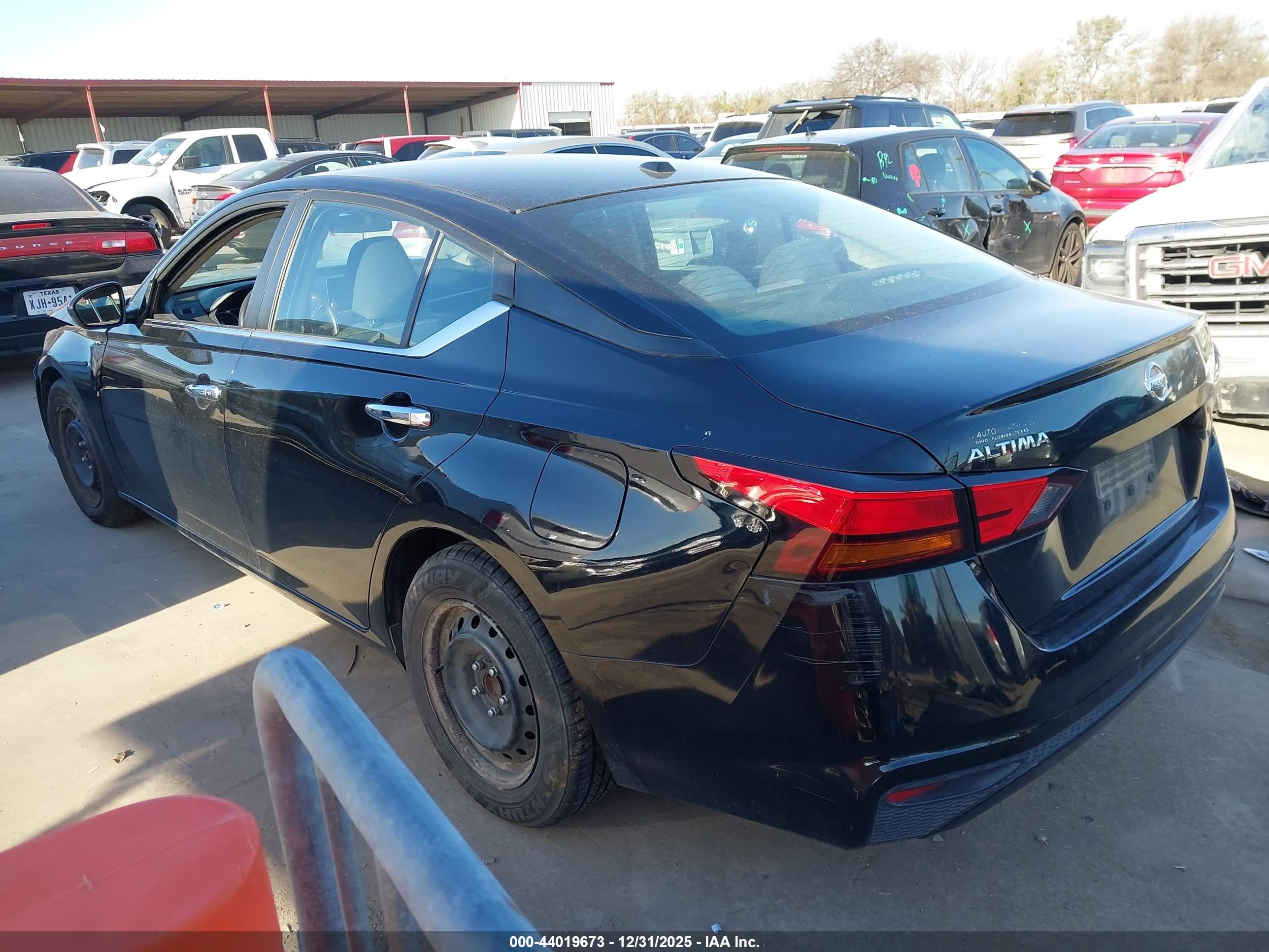 NISSAN ALTIMA image 3